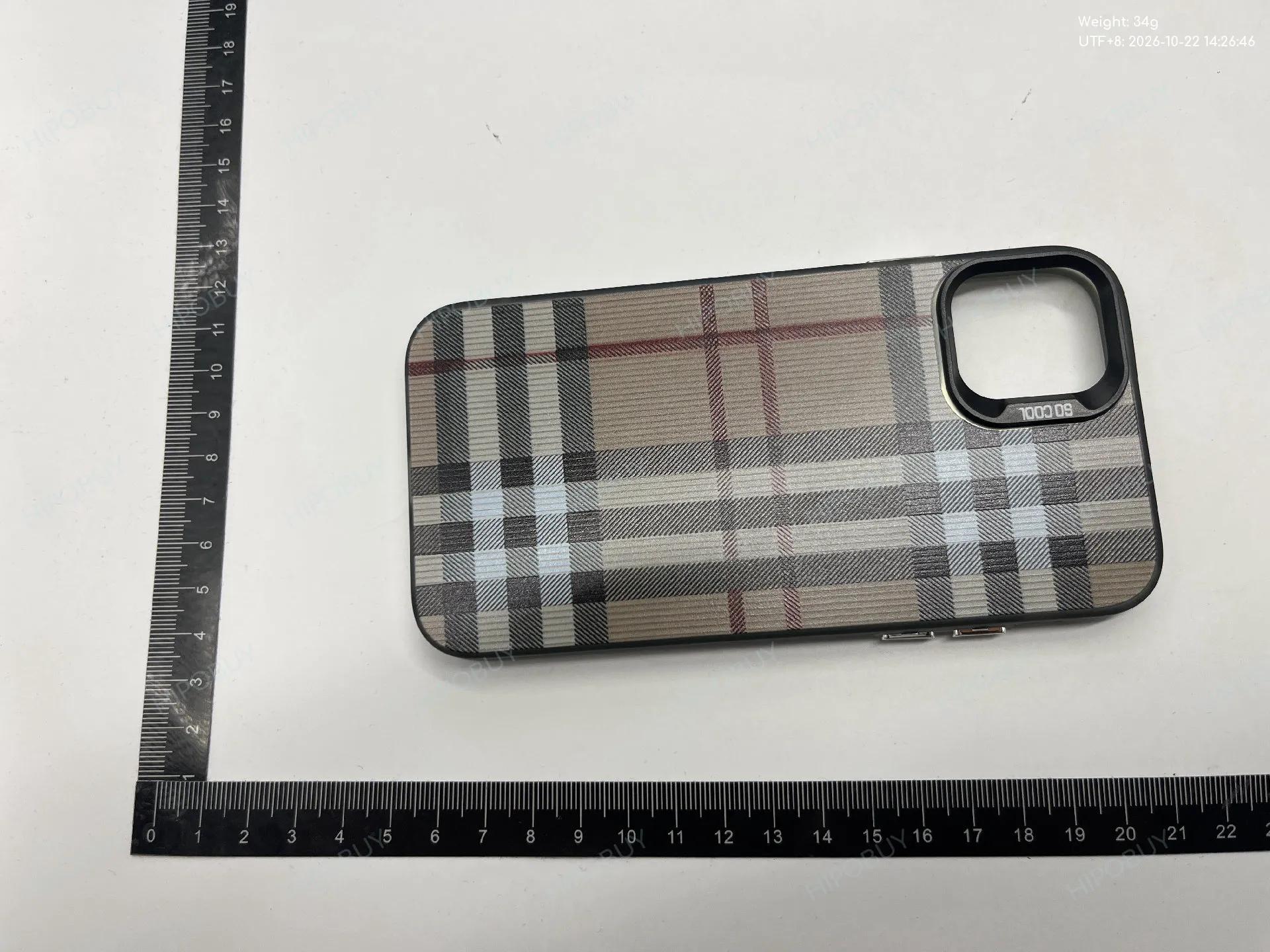 Foto QC 8 de Burberry Vintage Check Case for iPhone 15 Pro Max Archive Beige