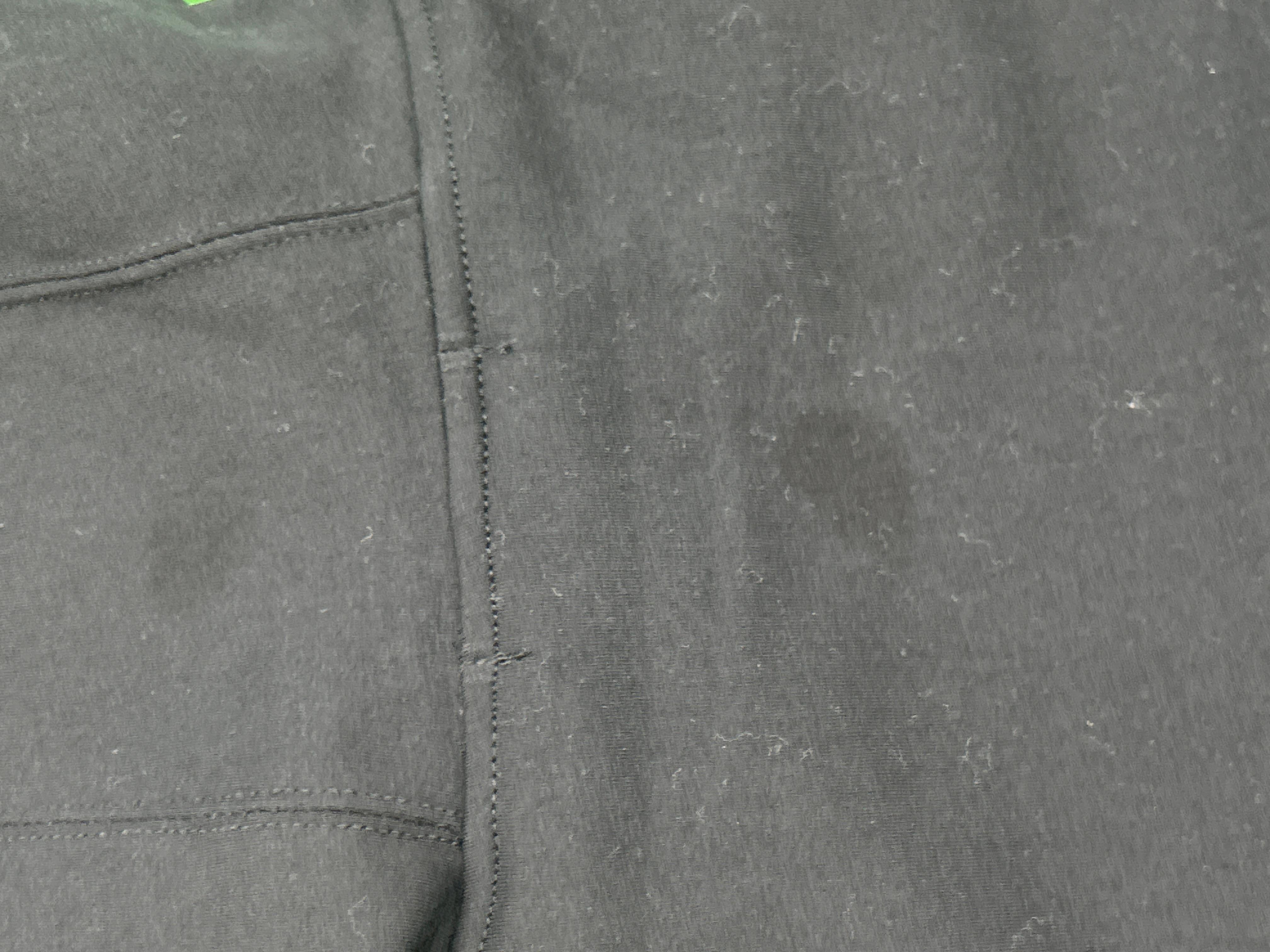 Foto QC 5 de Comme des Garçons Play Heart Logo Zip Sweater Grey