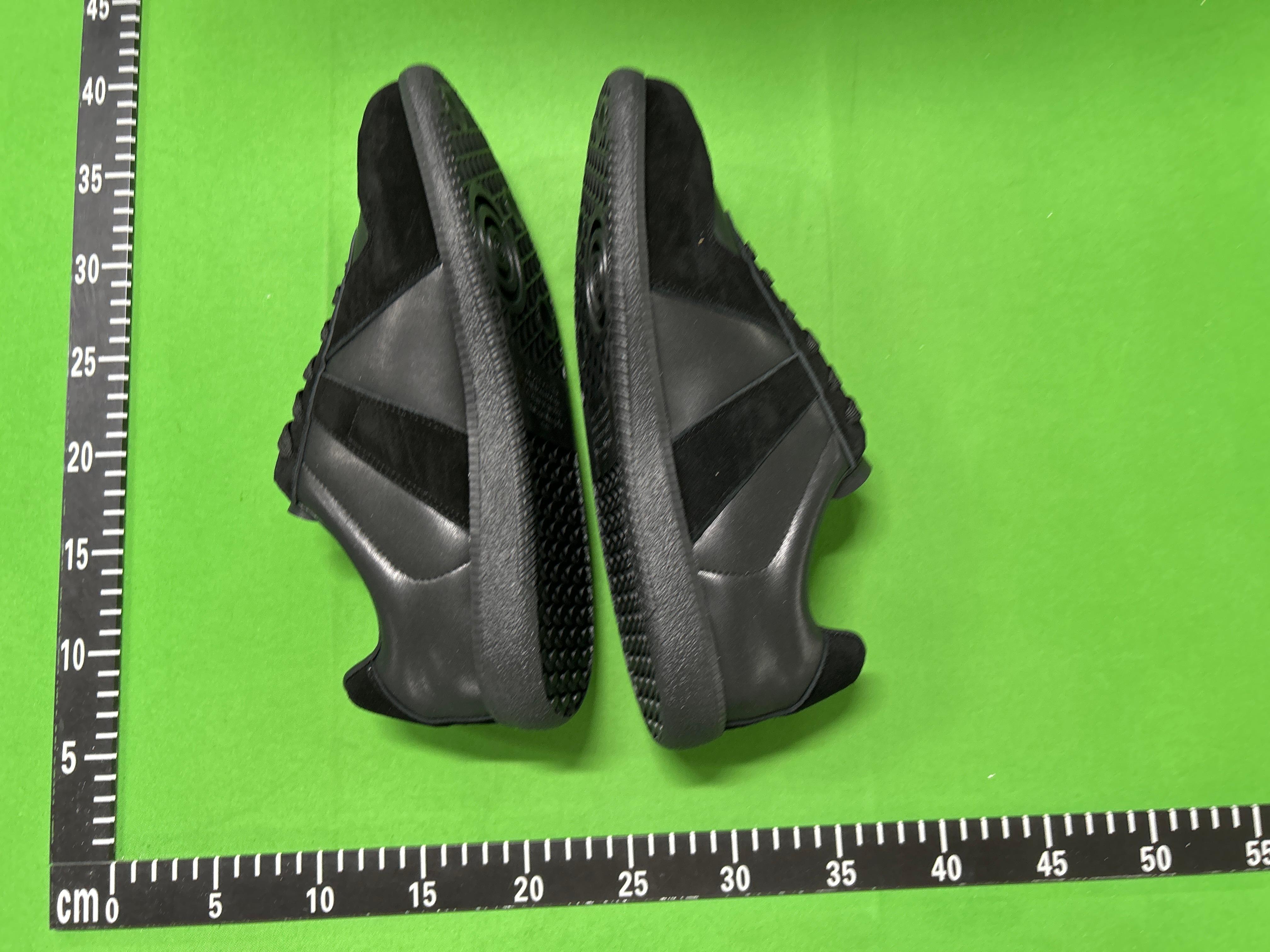 Foto QC 4 de Maison Margiela Replica Low Leather Suede Grey Black