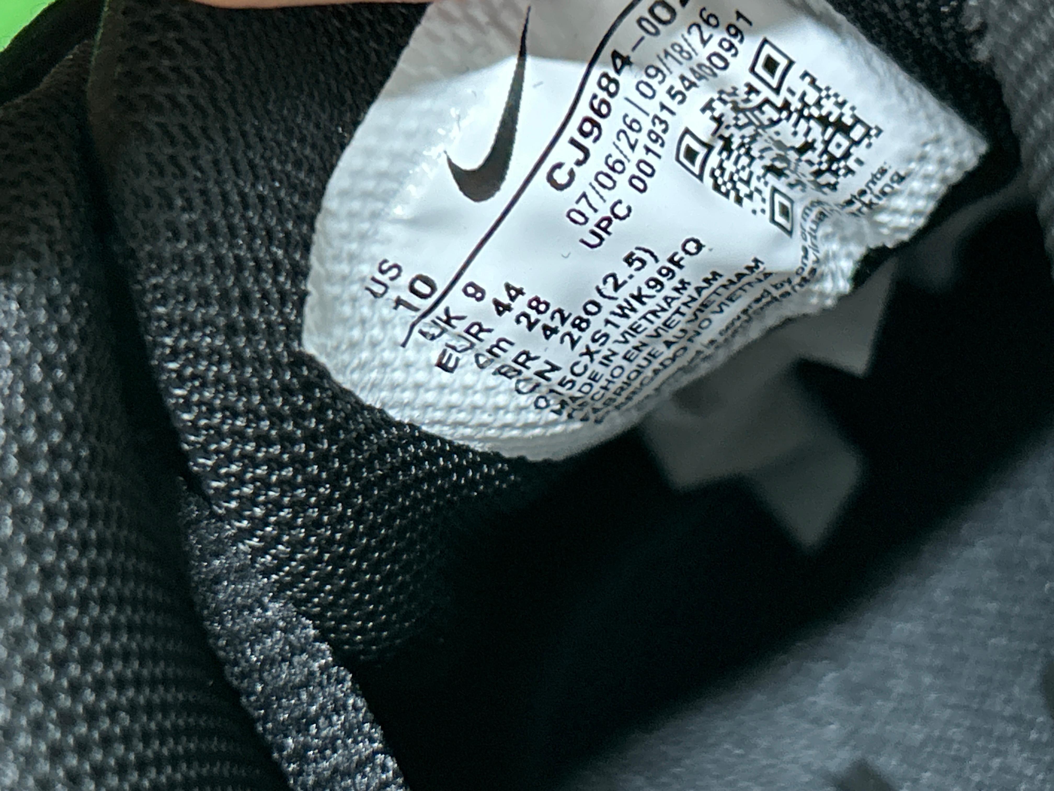 Foto QC 8 de Nike Air Max Plus 3 GS Black Grey DM3269-001