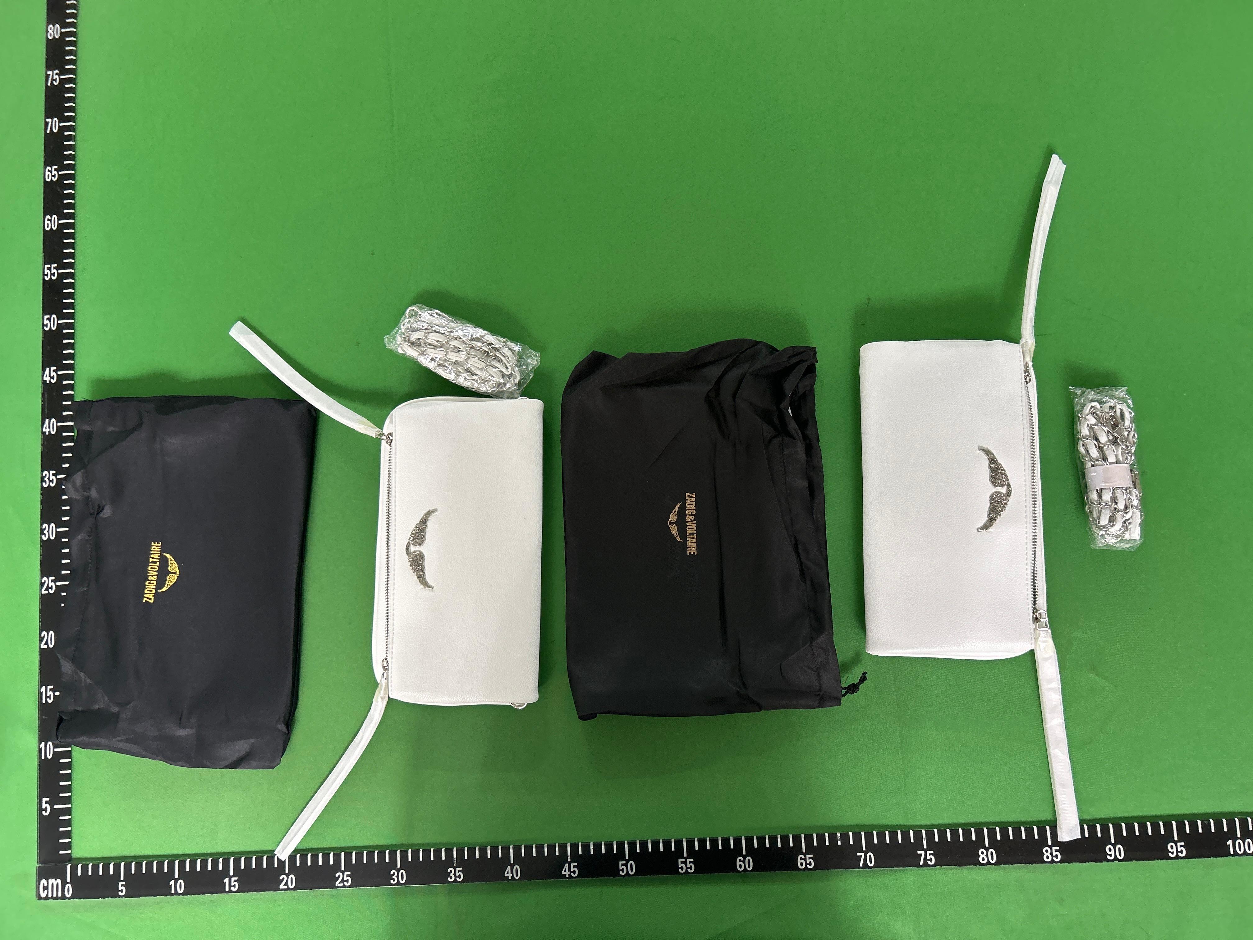 Foto QC 4 de Other Envelope Crossbody Bag White PU