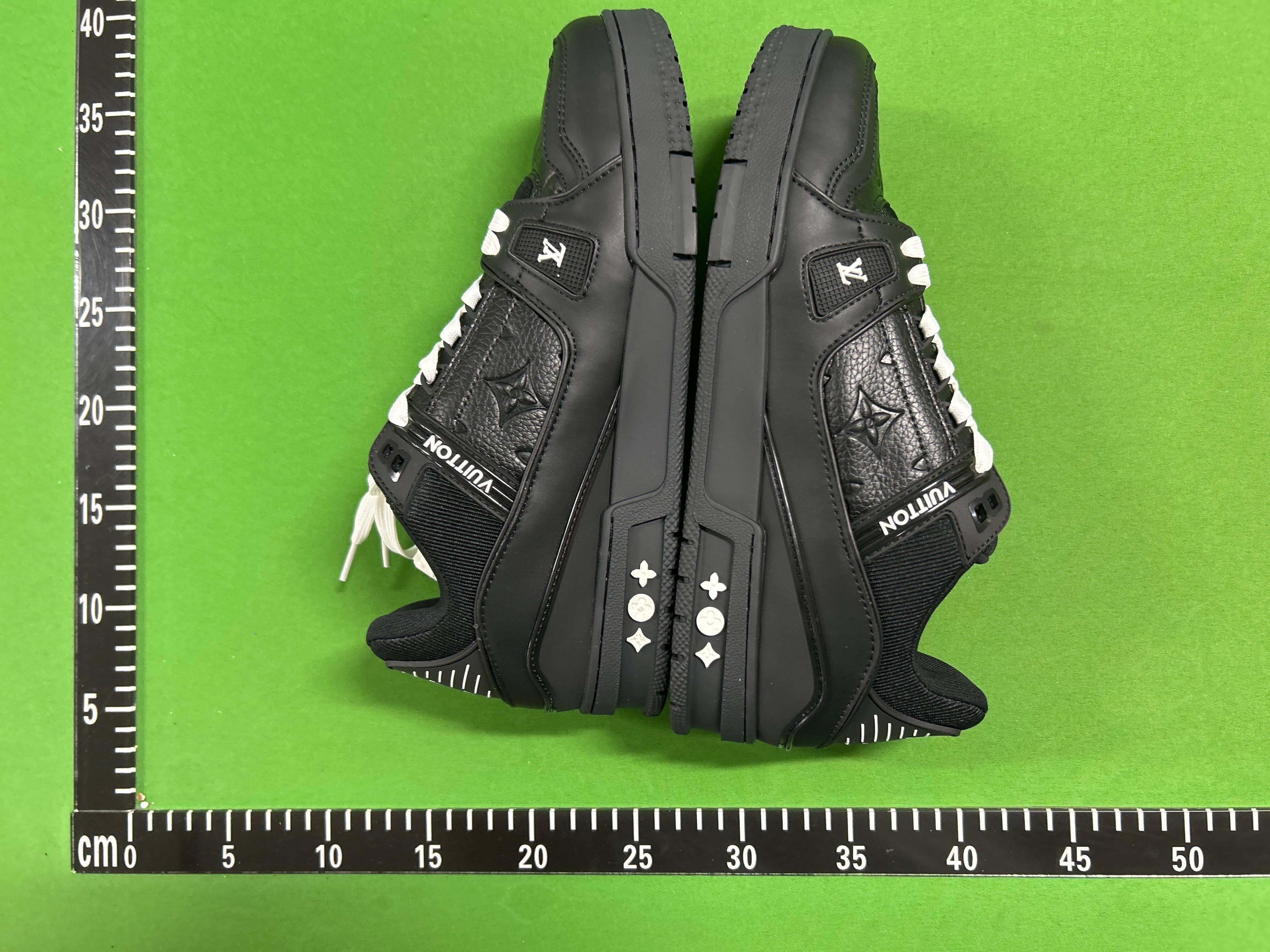 Foto QC 6 de Louis Vuitton Trainer Low White Red BM0159