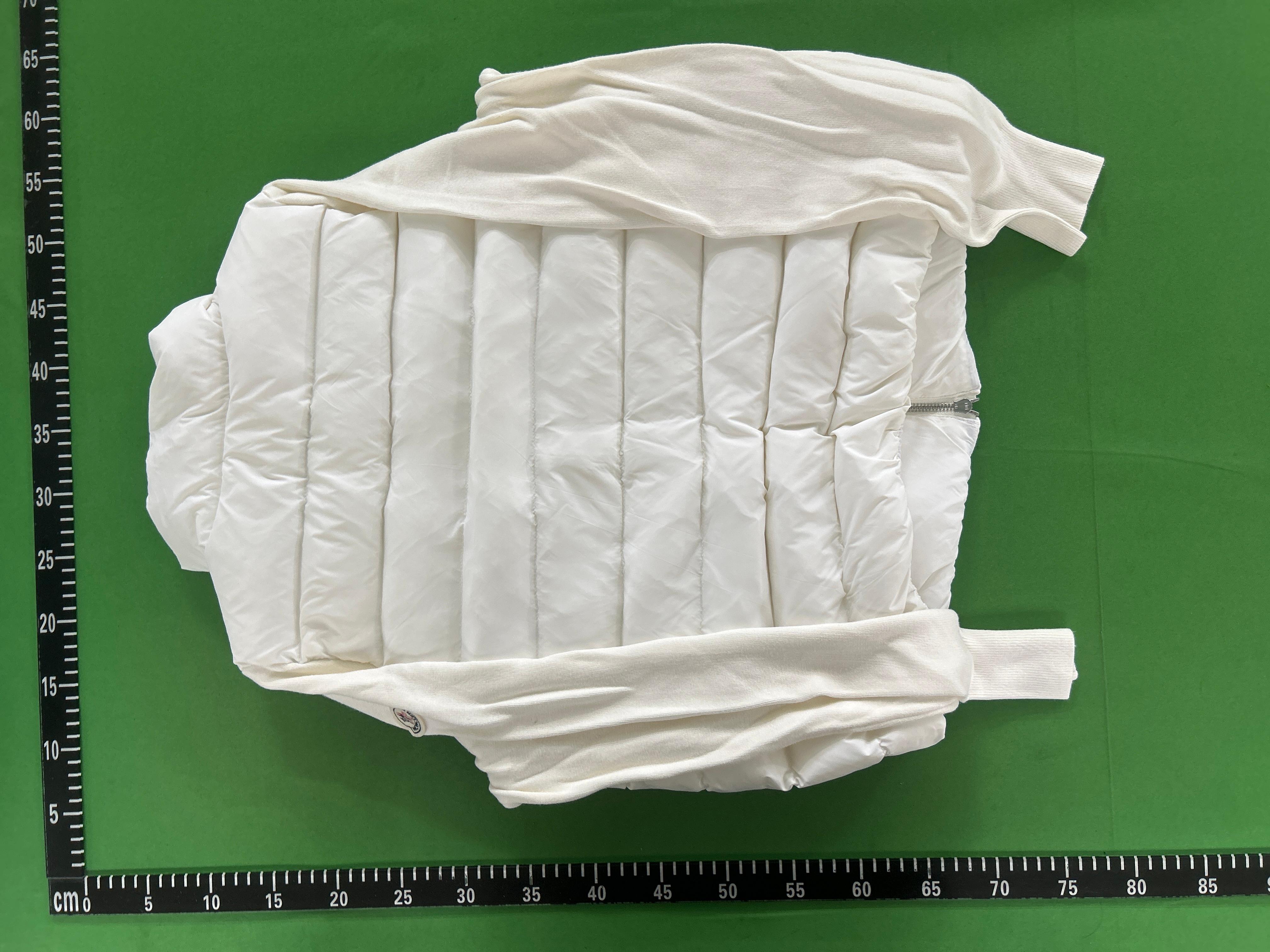 Foto QC 3 de Moncler Cardigan Down Jacket Knit Panel White