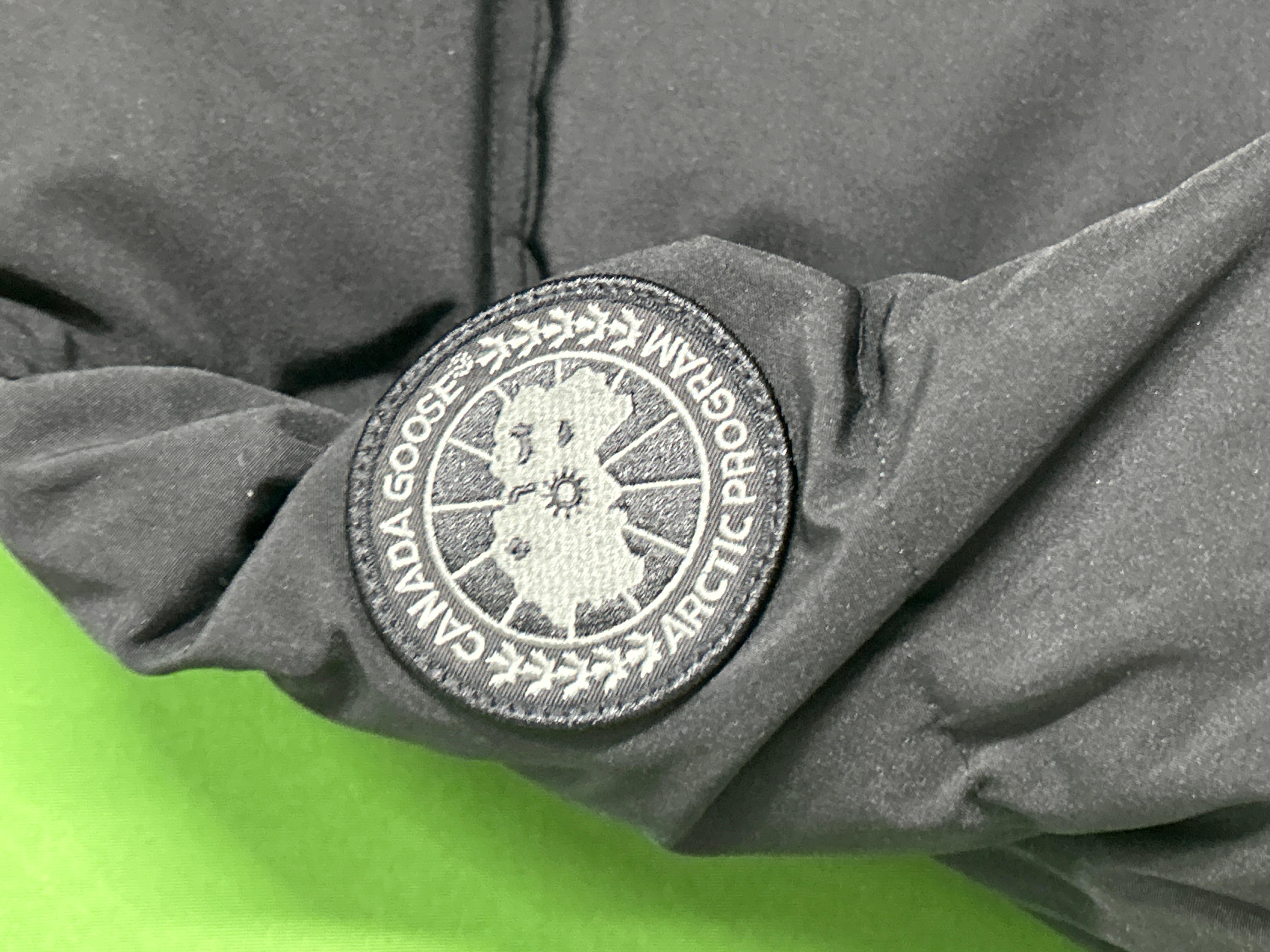 Foto QC 8 de Canada Goose Wyndham Down Jacket Navy