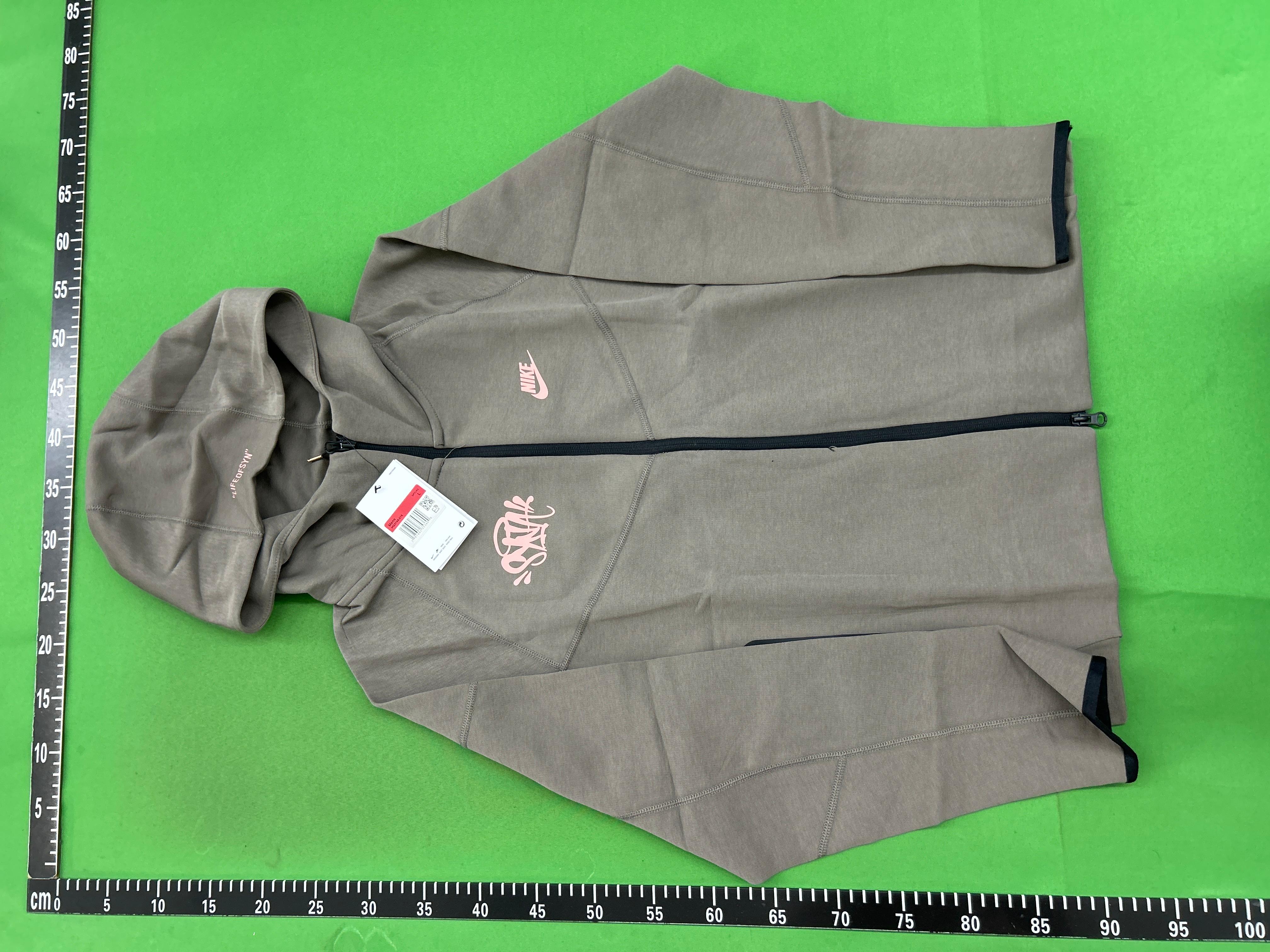 Foto QC 7 de Syna x Nike Tech Fleece Set 2-Piece Grey Black