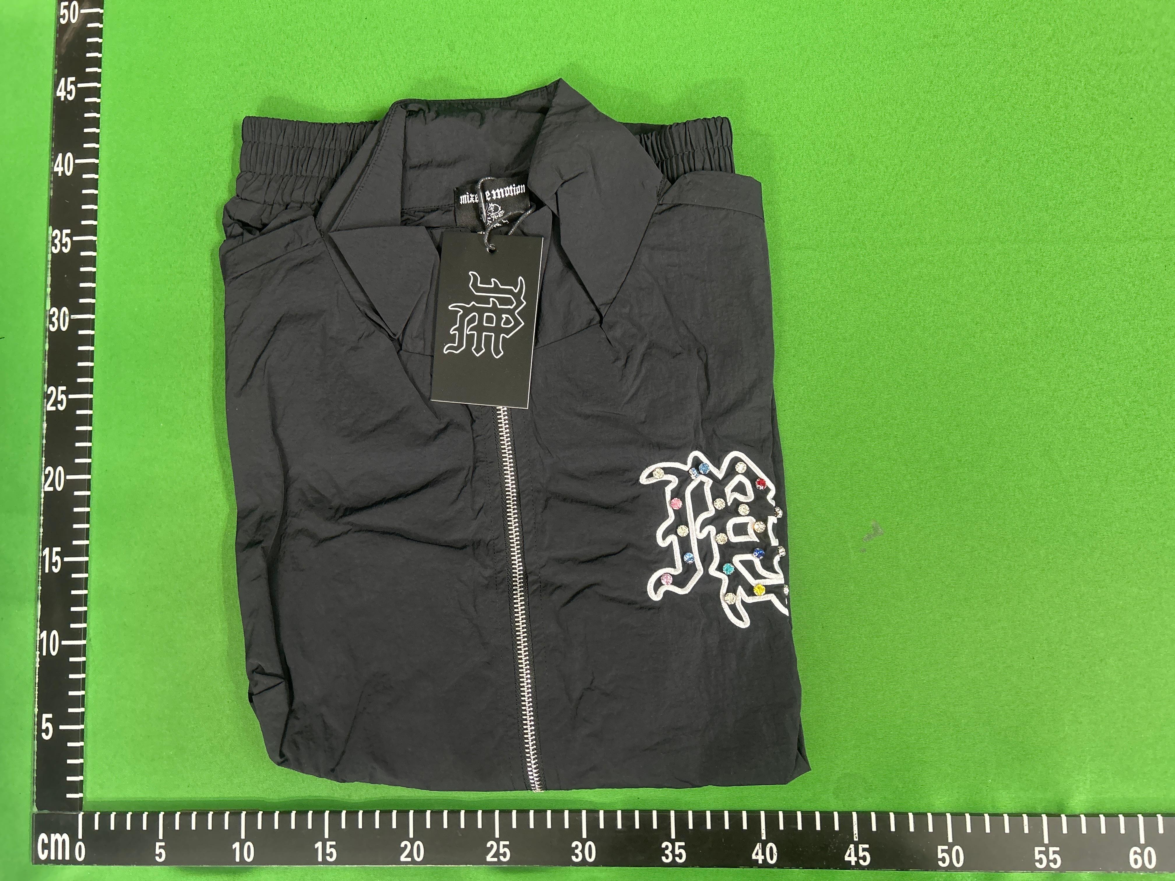 Foto QC 1 de Mixed Emotion Jacket Rhinestone Gothic Logo Black