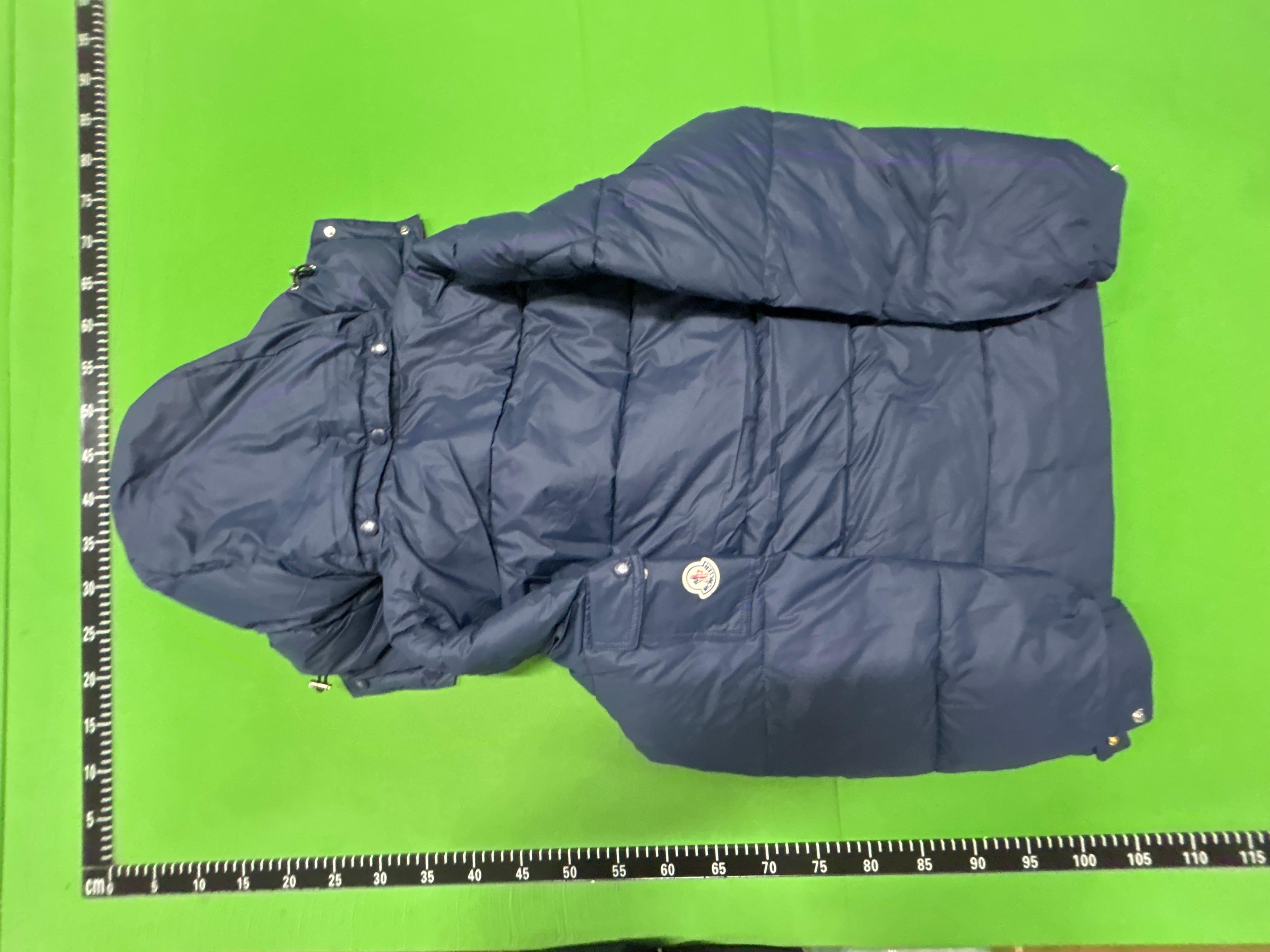Foto QC 4 de Moncler Hooded Puffer Jacket Matte Down Navy