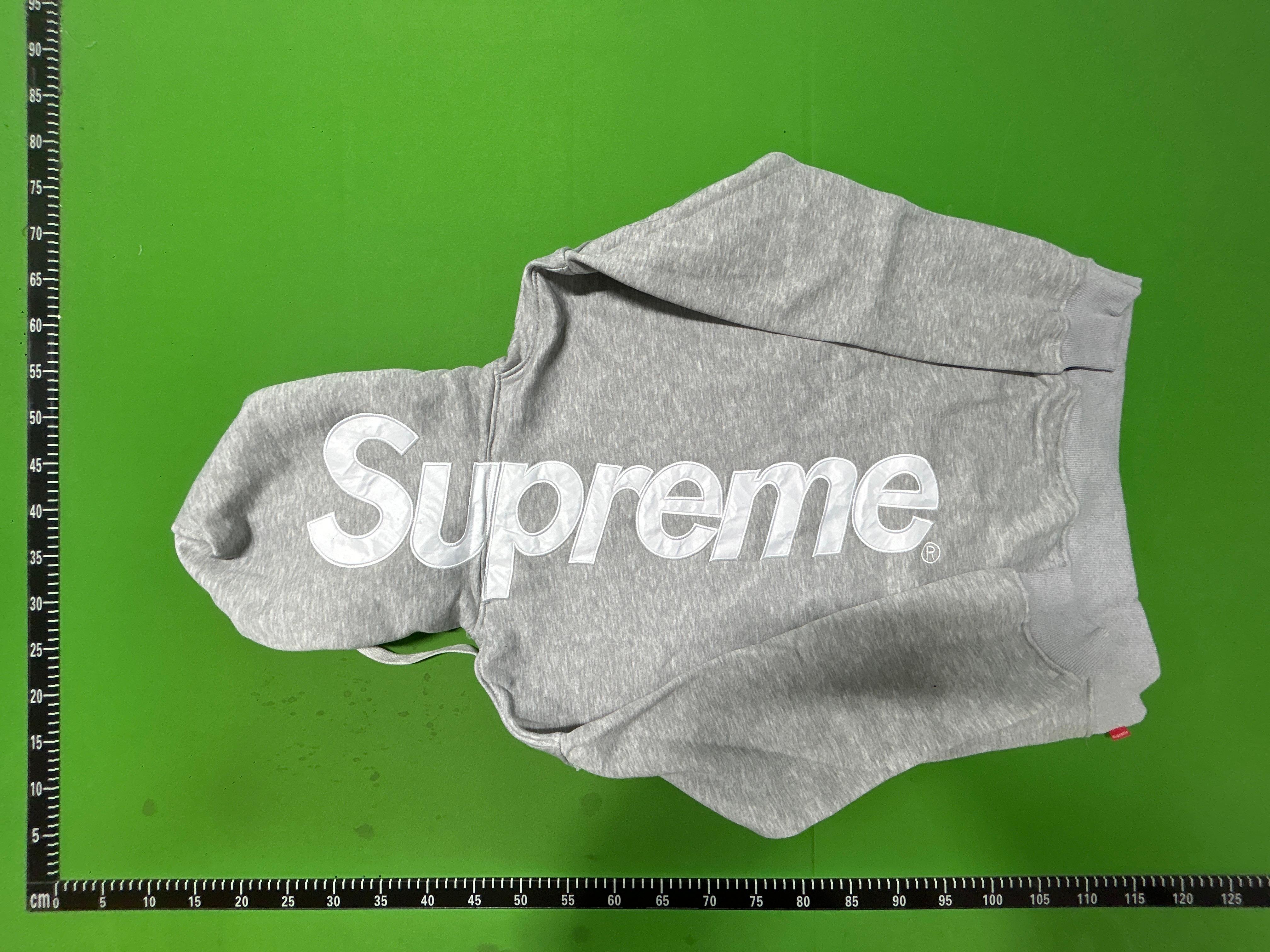 Foto QC 3 de Supreme Satin Applique Hooded Sweater Black