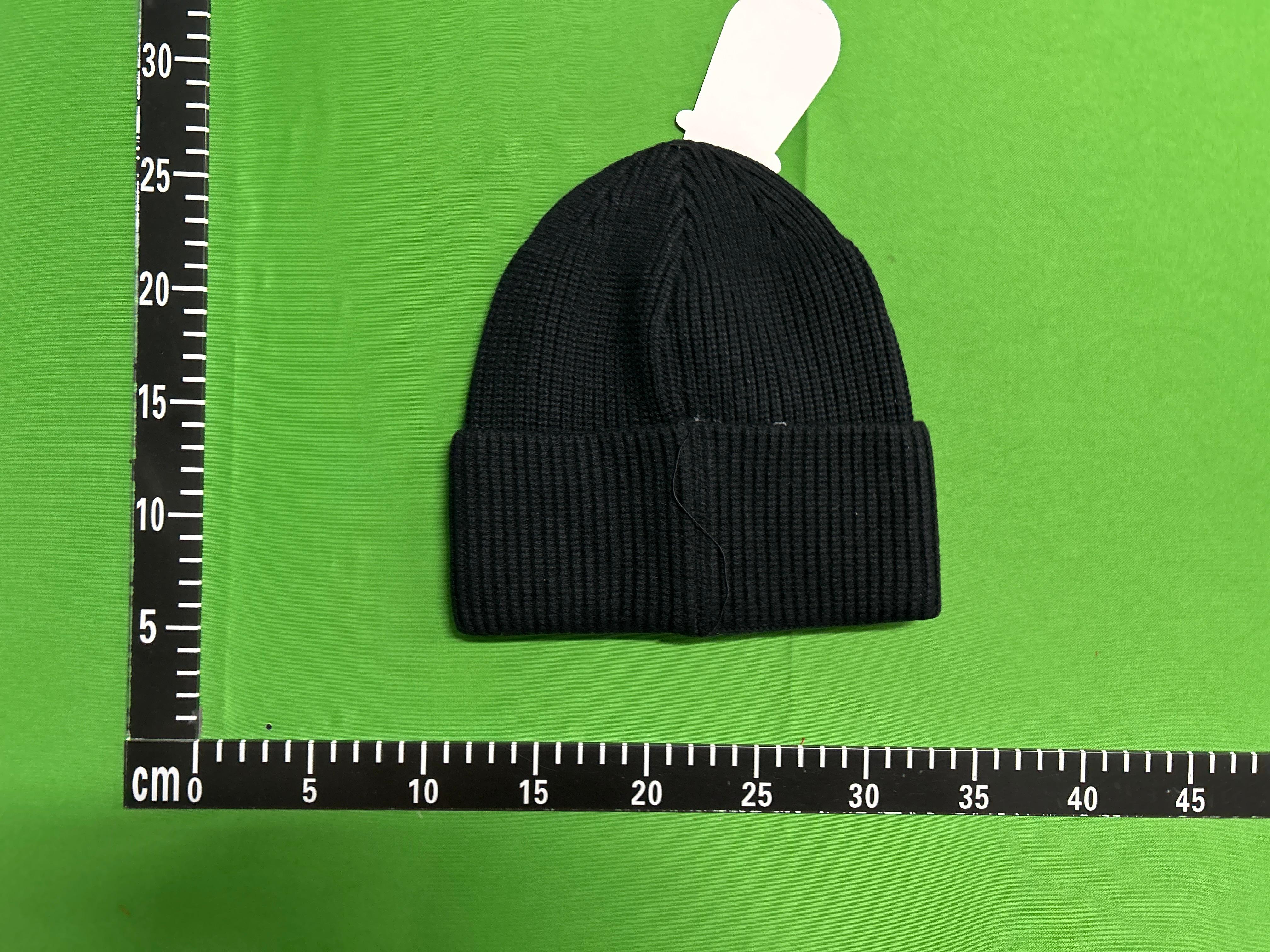 Foto QC 4 de Chrome Hearts Plus Cross Studded Distressed Beanie Charcoal