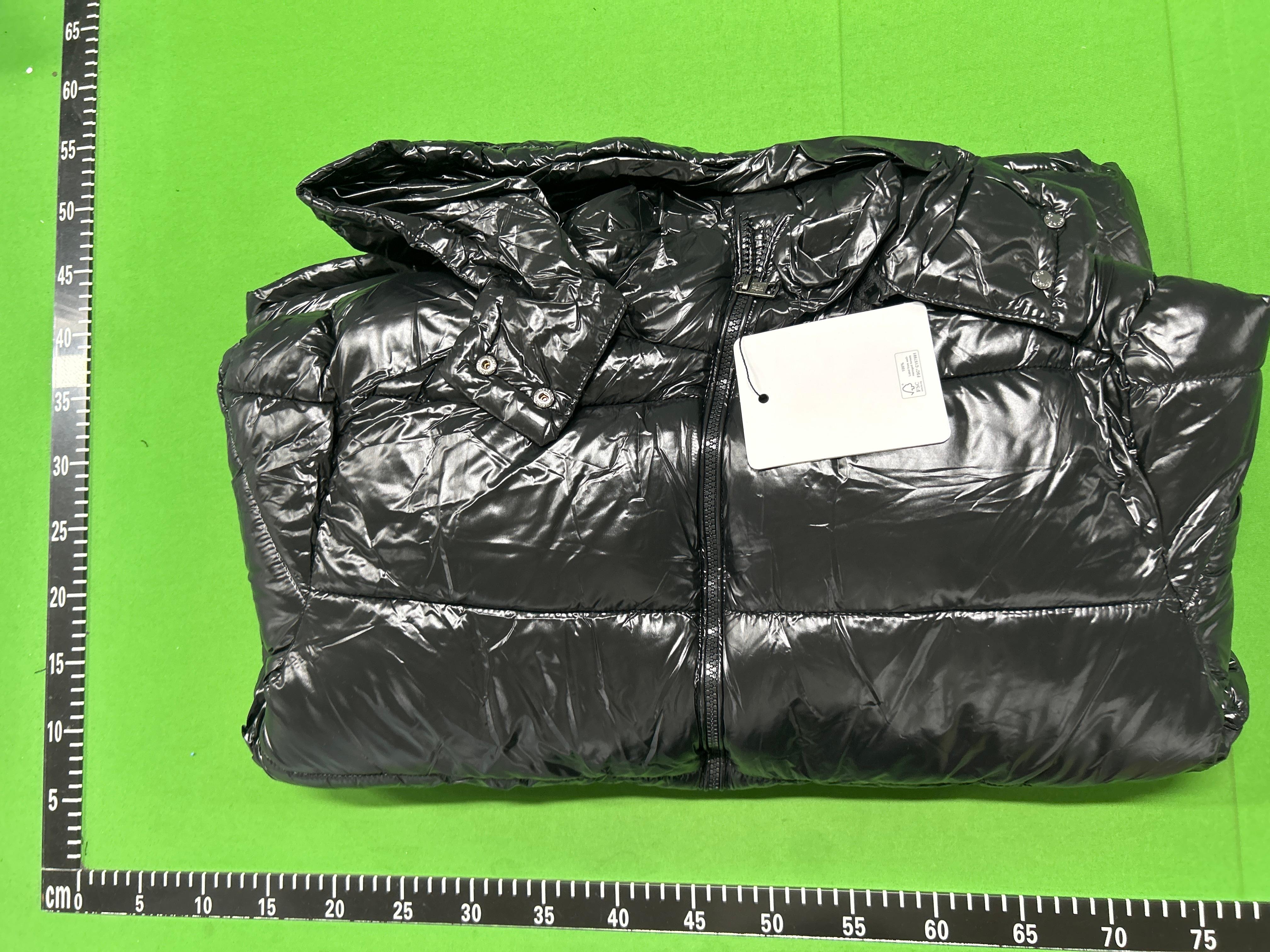 Foto QC 1 de Moncler Maya Down Puffer Jacket Fur Trim Navy