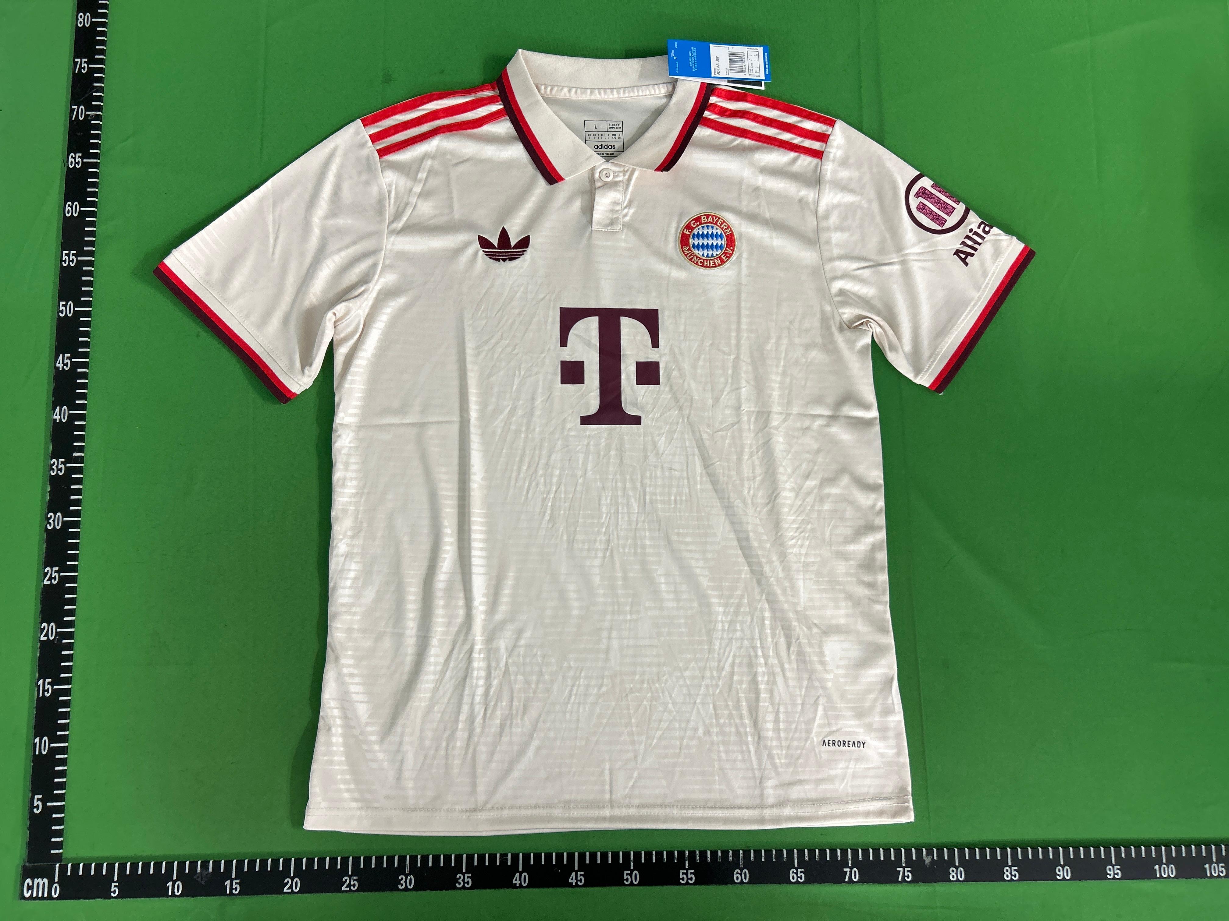 Foto QC 3 de adidas x FC Bayern Munich 2024/25 Third Jersey Off White