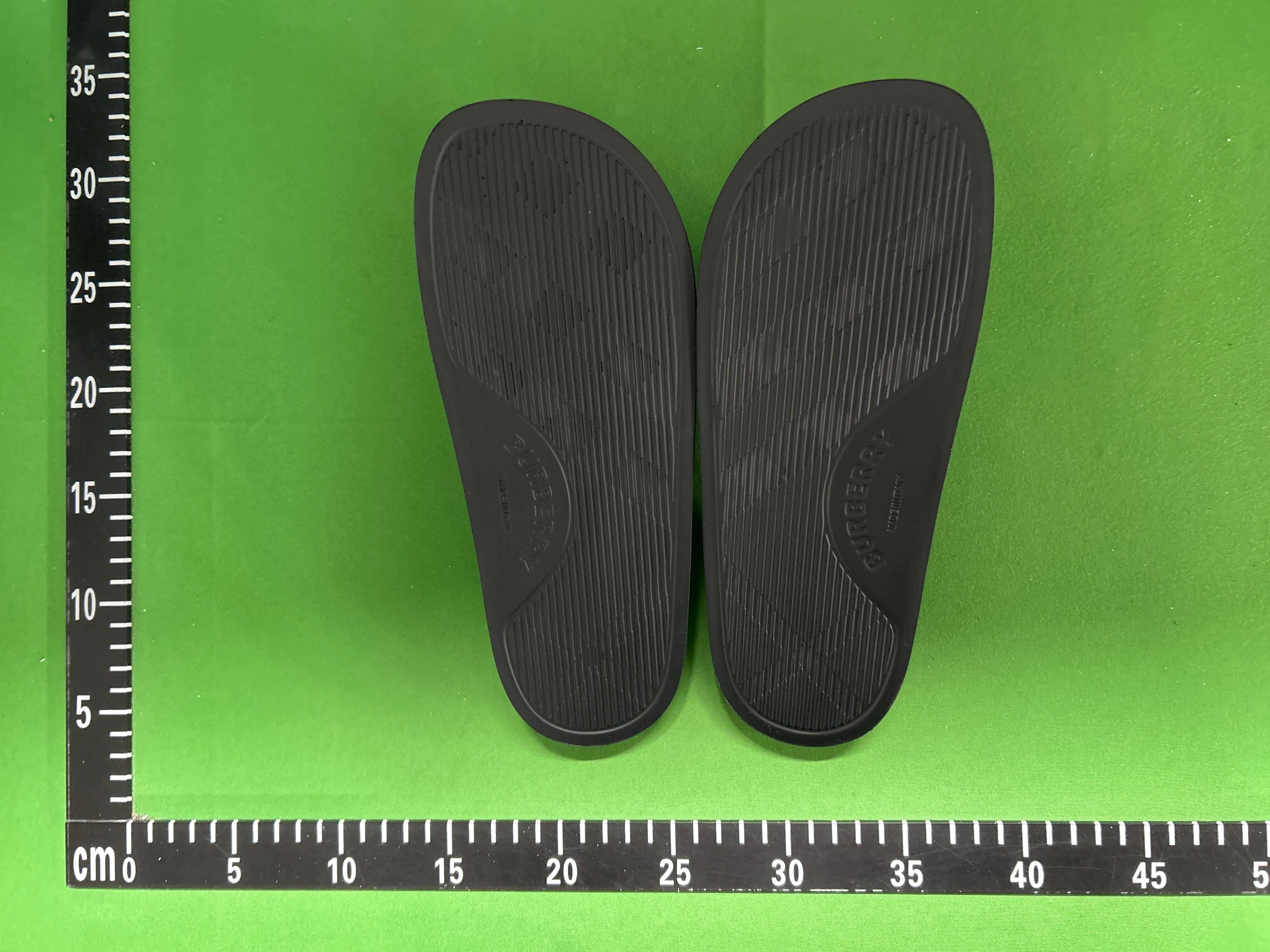 Foto QC 6 de Burberry Check Slide Rubber Archive Beige