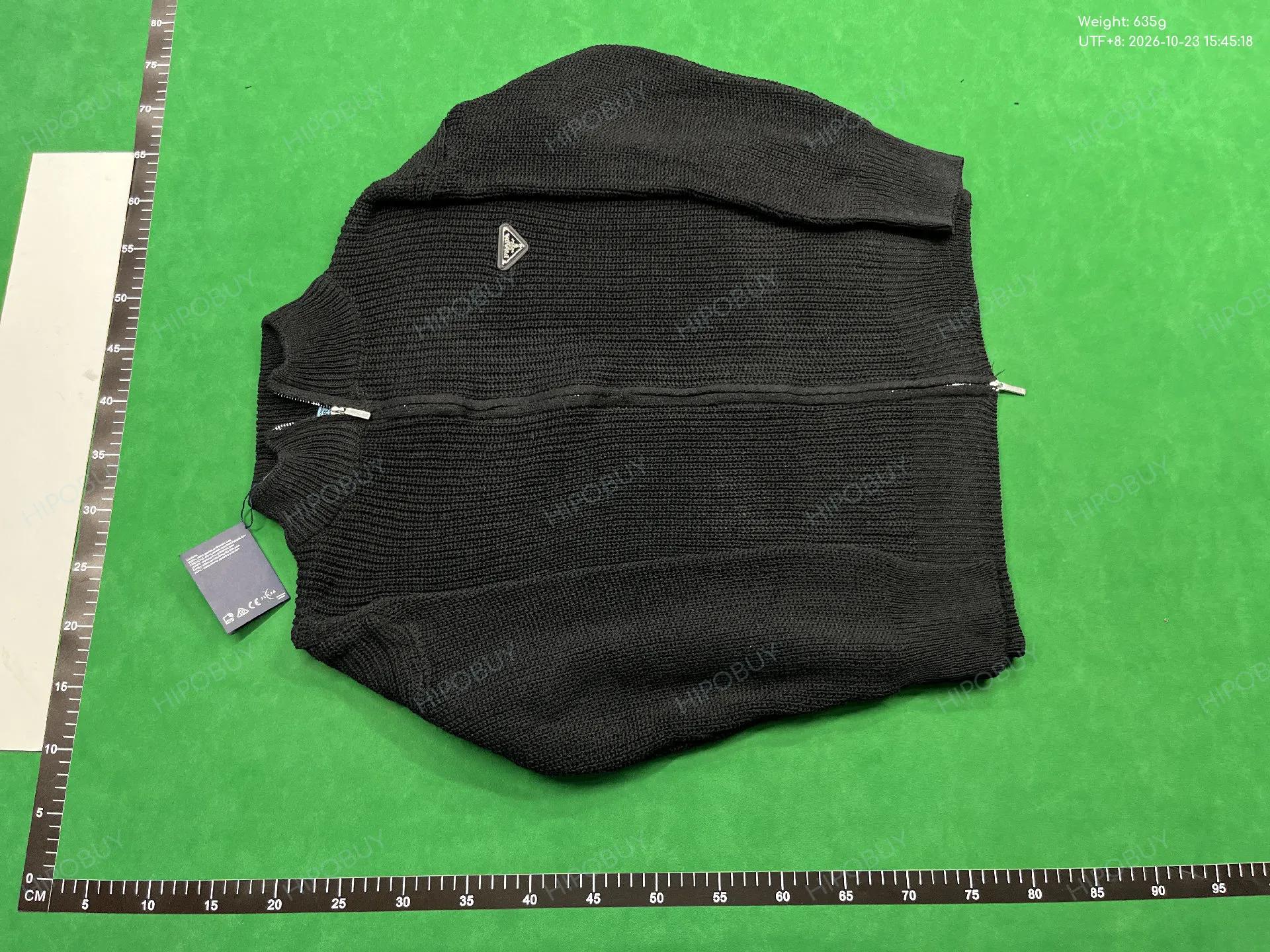 Foto QC 2 de Prada Zip Sweater Ribbed Knit Grey