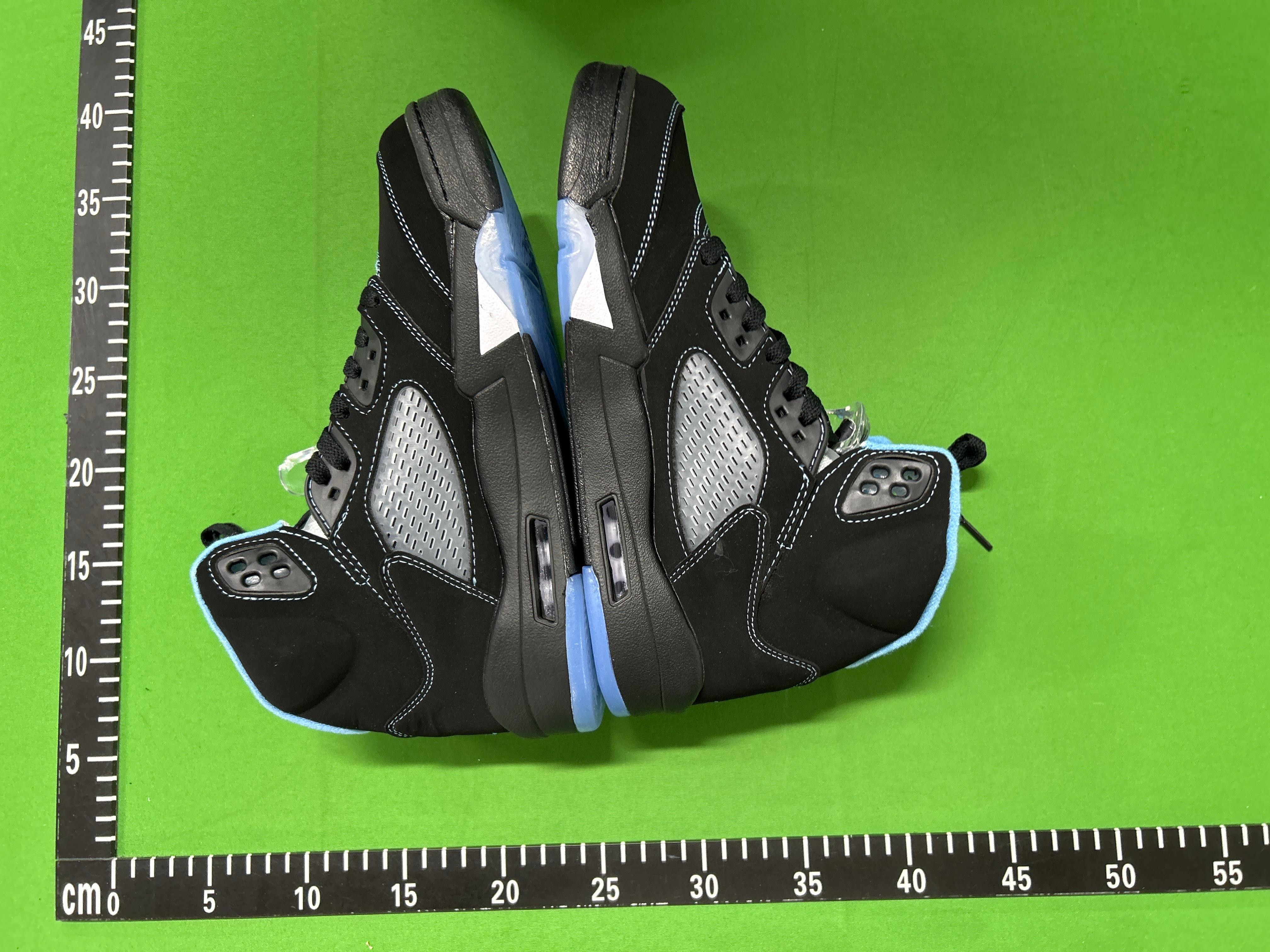 Foto QC 4 de Jordan 5 Retro Medium Soft Pink HQ7978-102