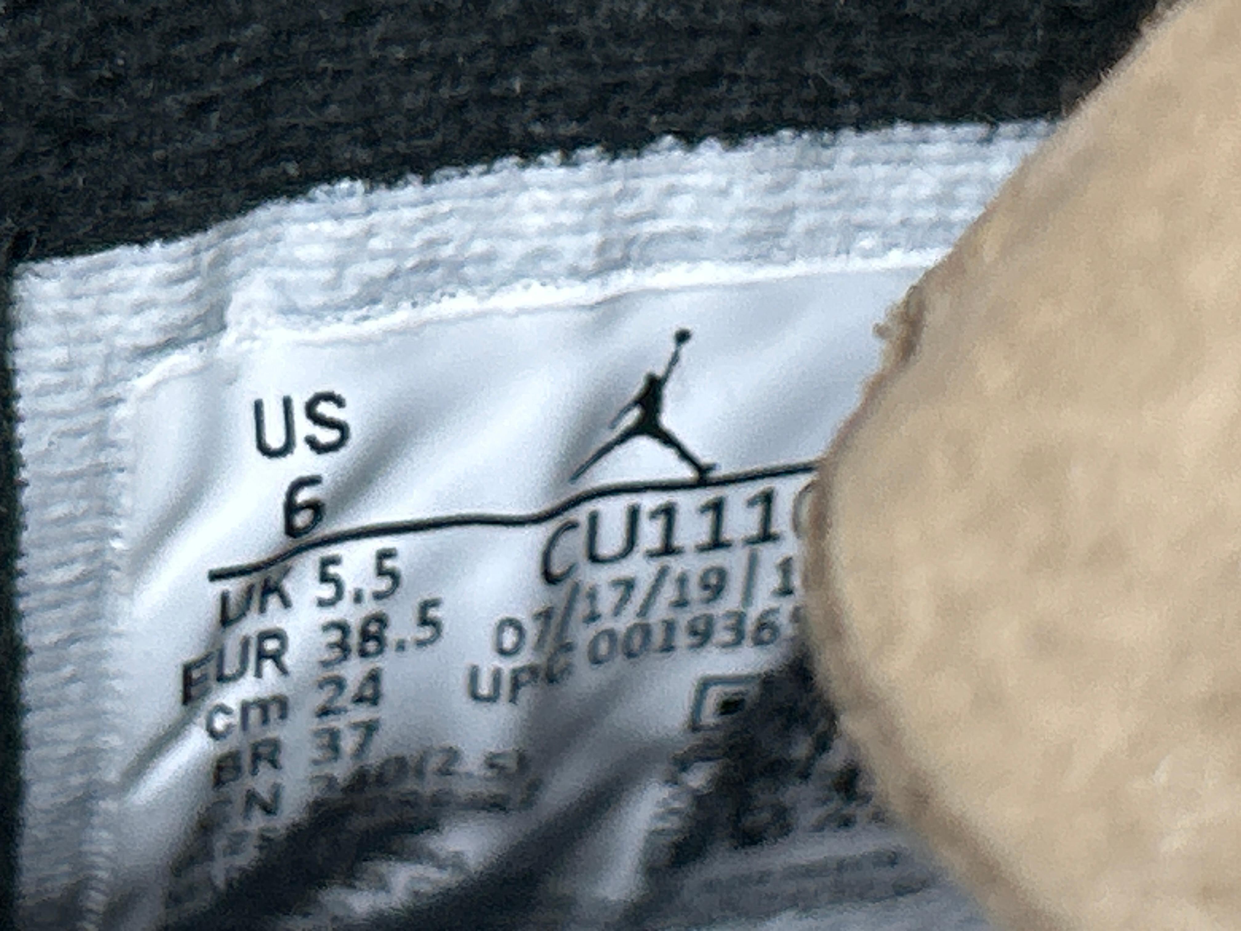 Foto QC 5 de Jordan 4 Retro Black Cat CU1110-010
