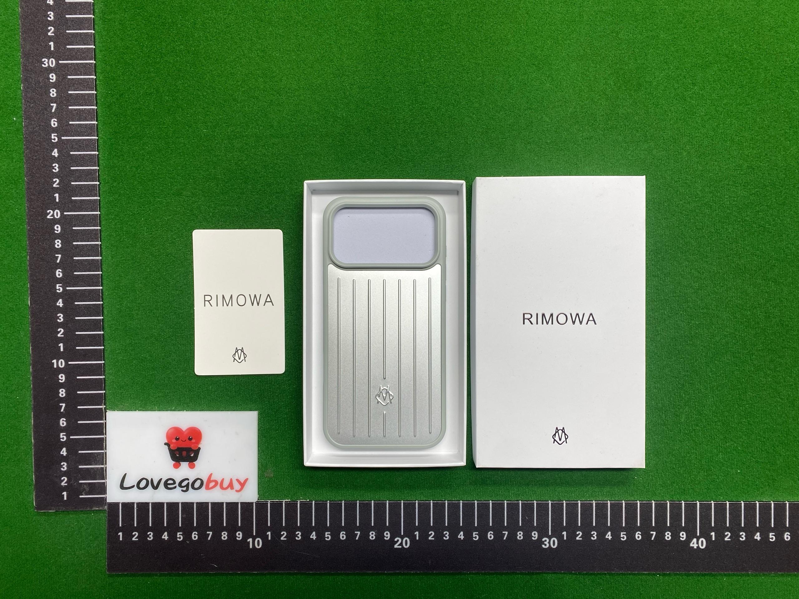 Foto QC 1 de Rimowa Aluminum Case for iPhone 16 Pro Max Silver