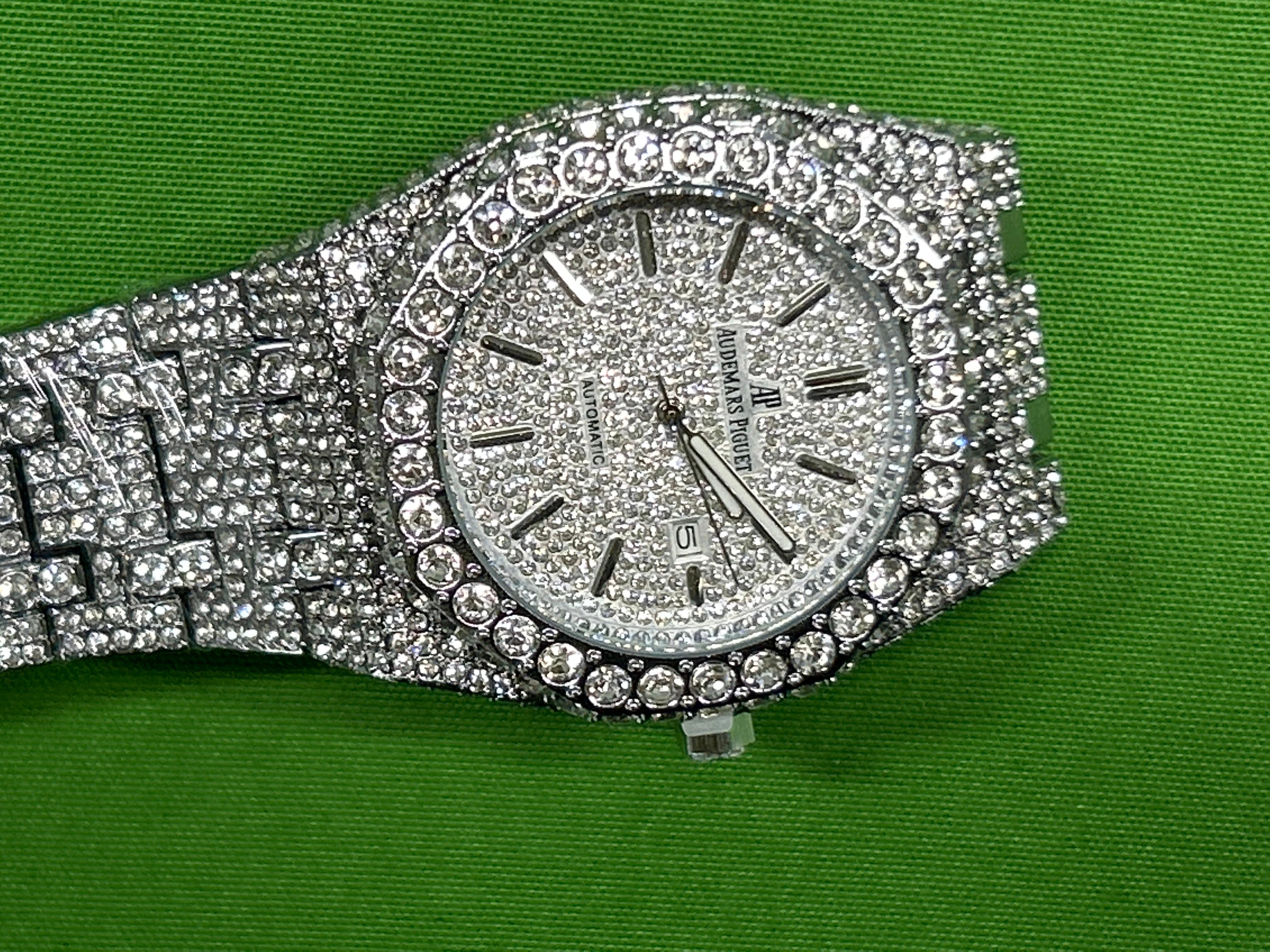 Foto QC 8 de Other Full Diamond Iced Out Day Date V076