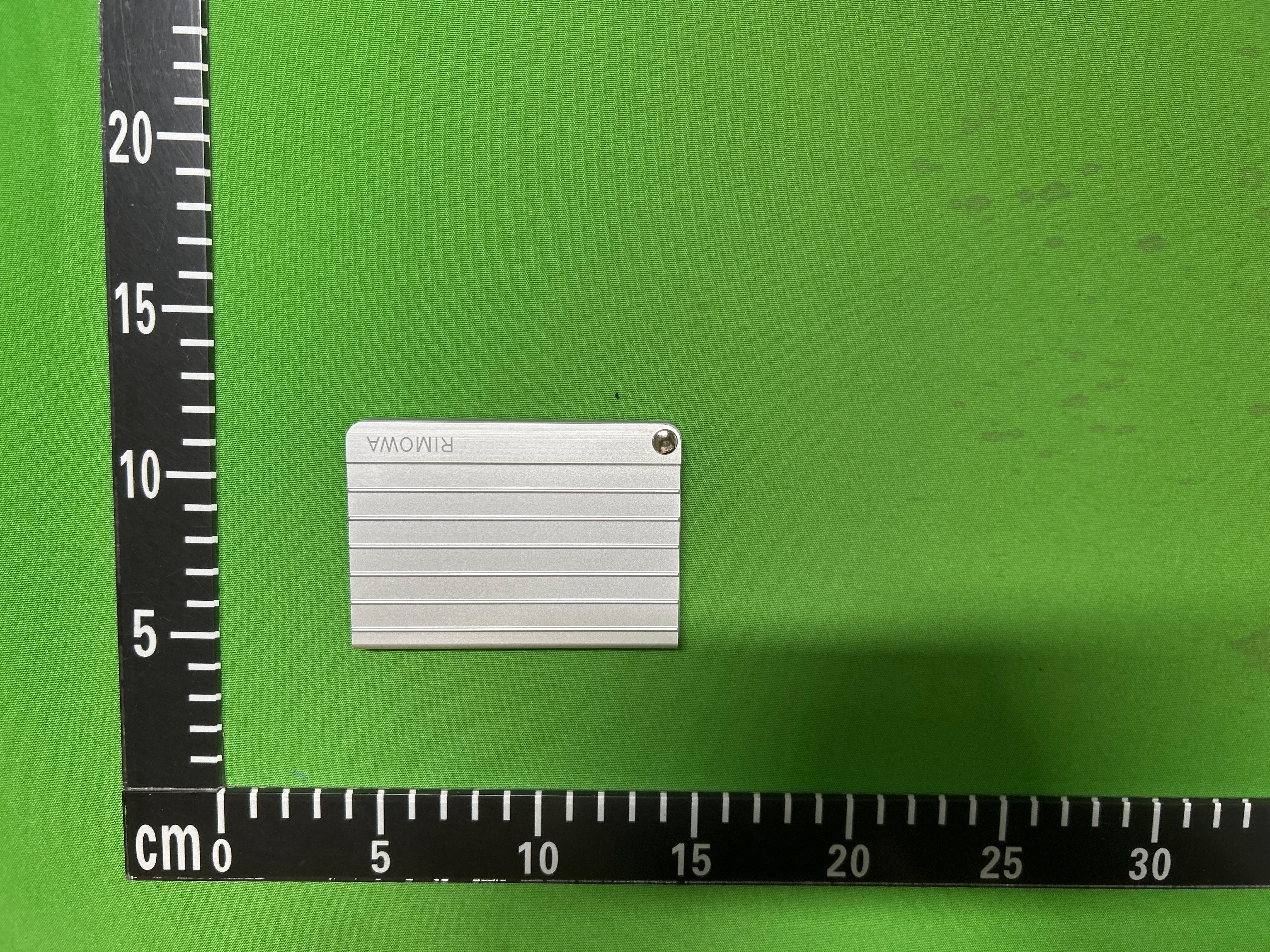 Foto QC 6 de Rimowa Card Holder Aluminum Black