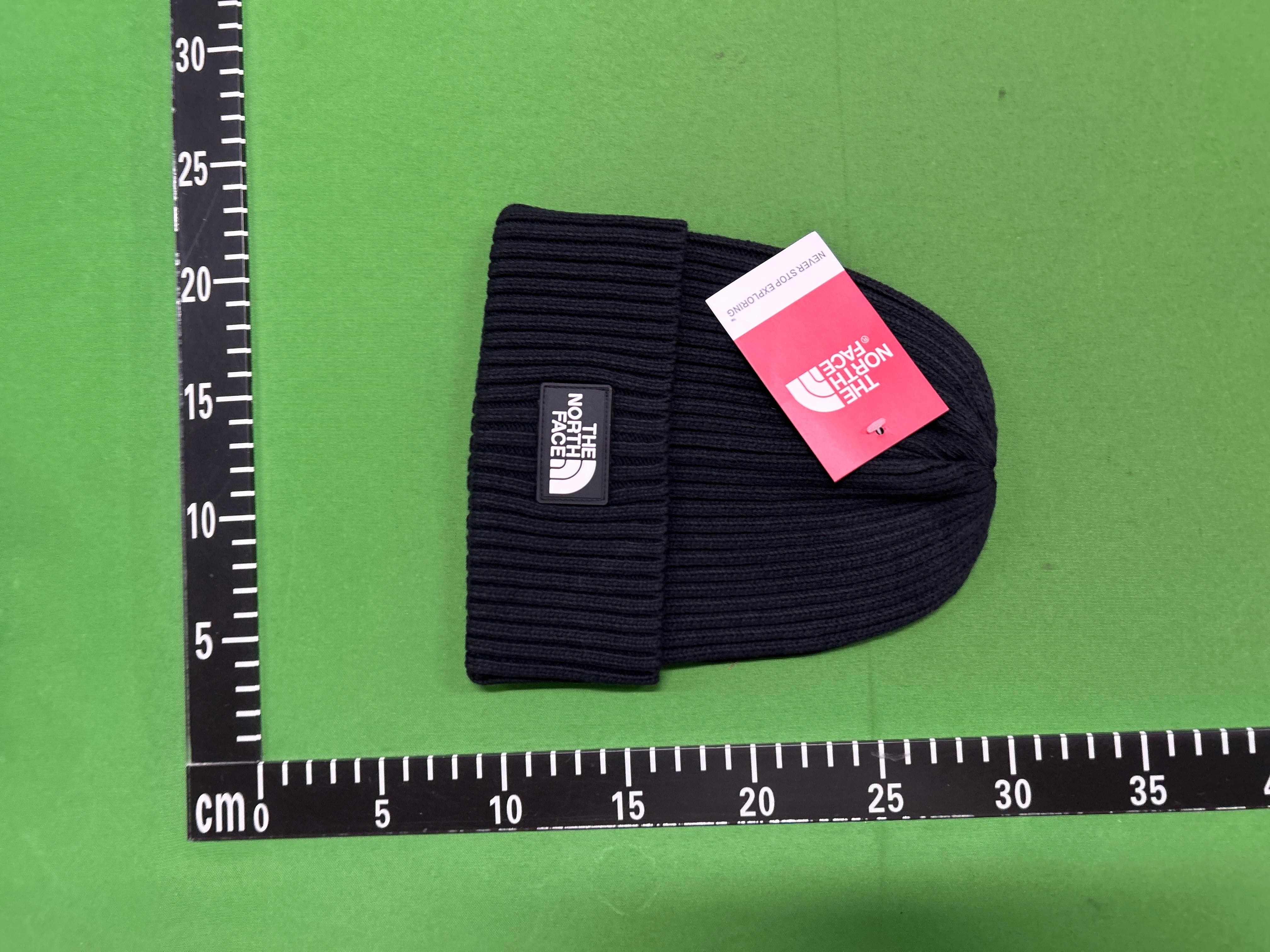 Foto QC 2 de The North Face Logo Box Beanie Black