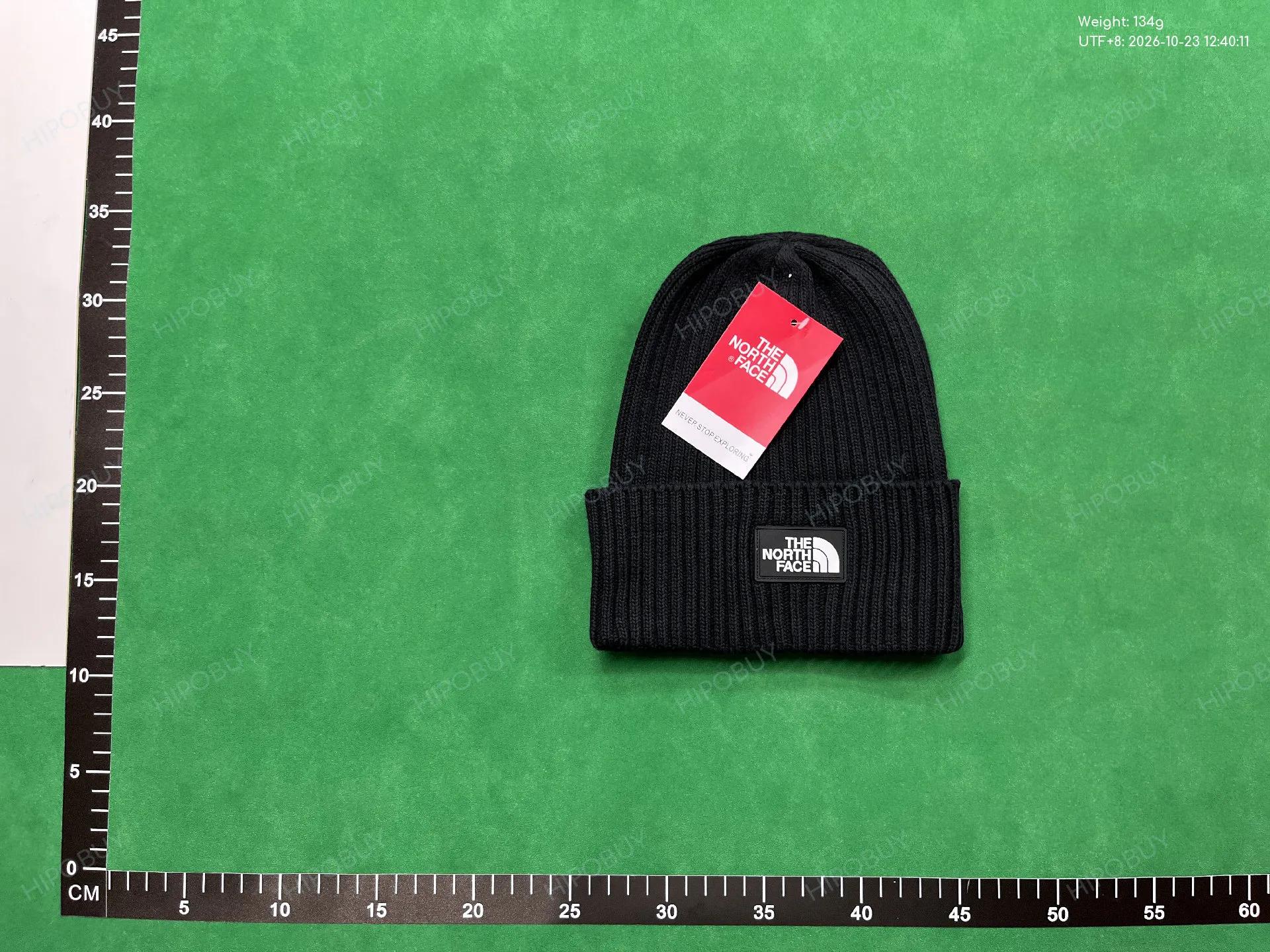 Foto QC 3 de The North Face Logo Box Beanie Black