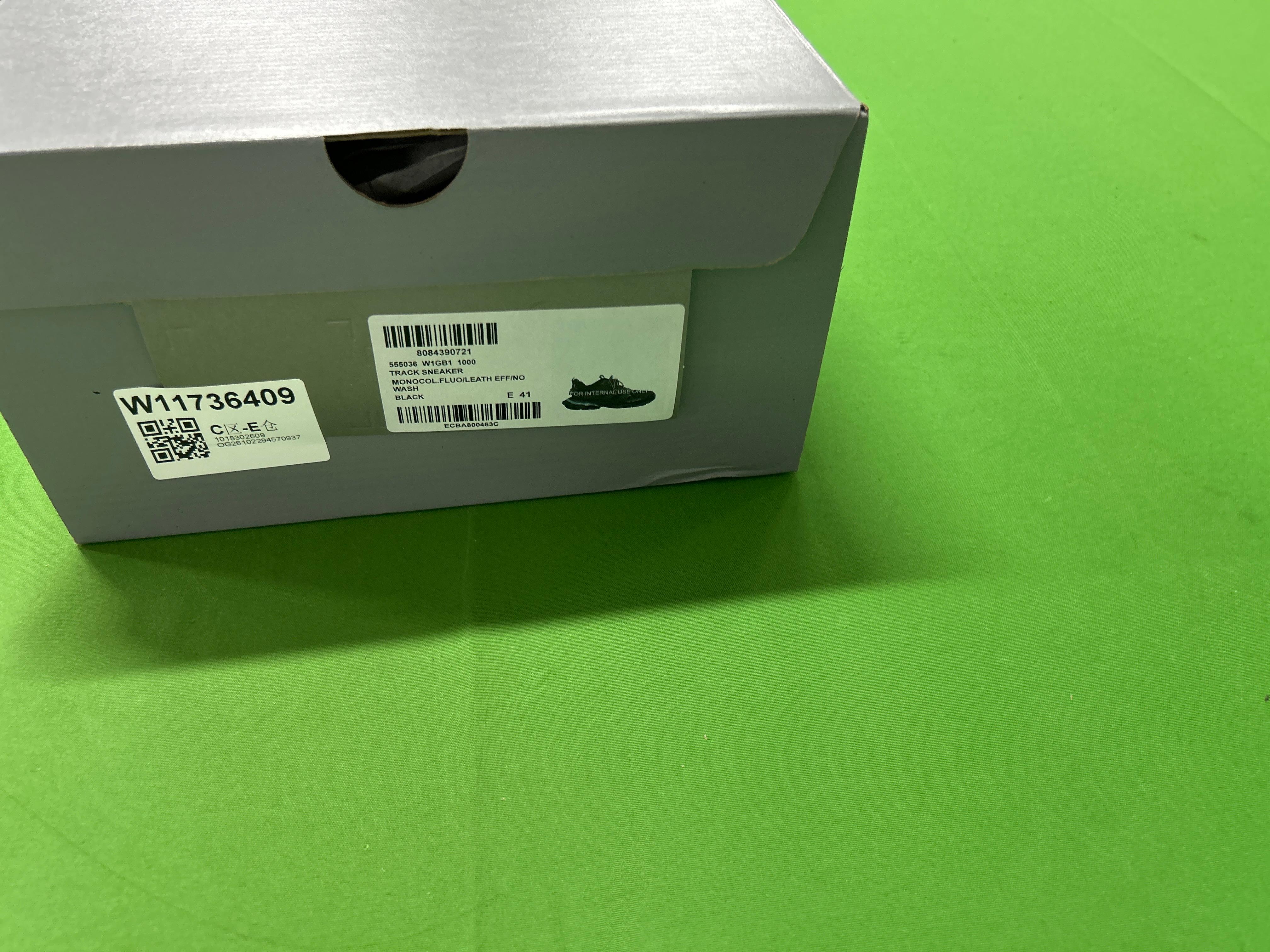 Foto QC 1 de Balenciaga Track LED Sneakers Black