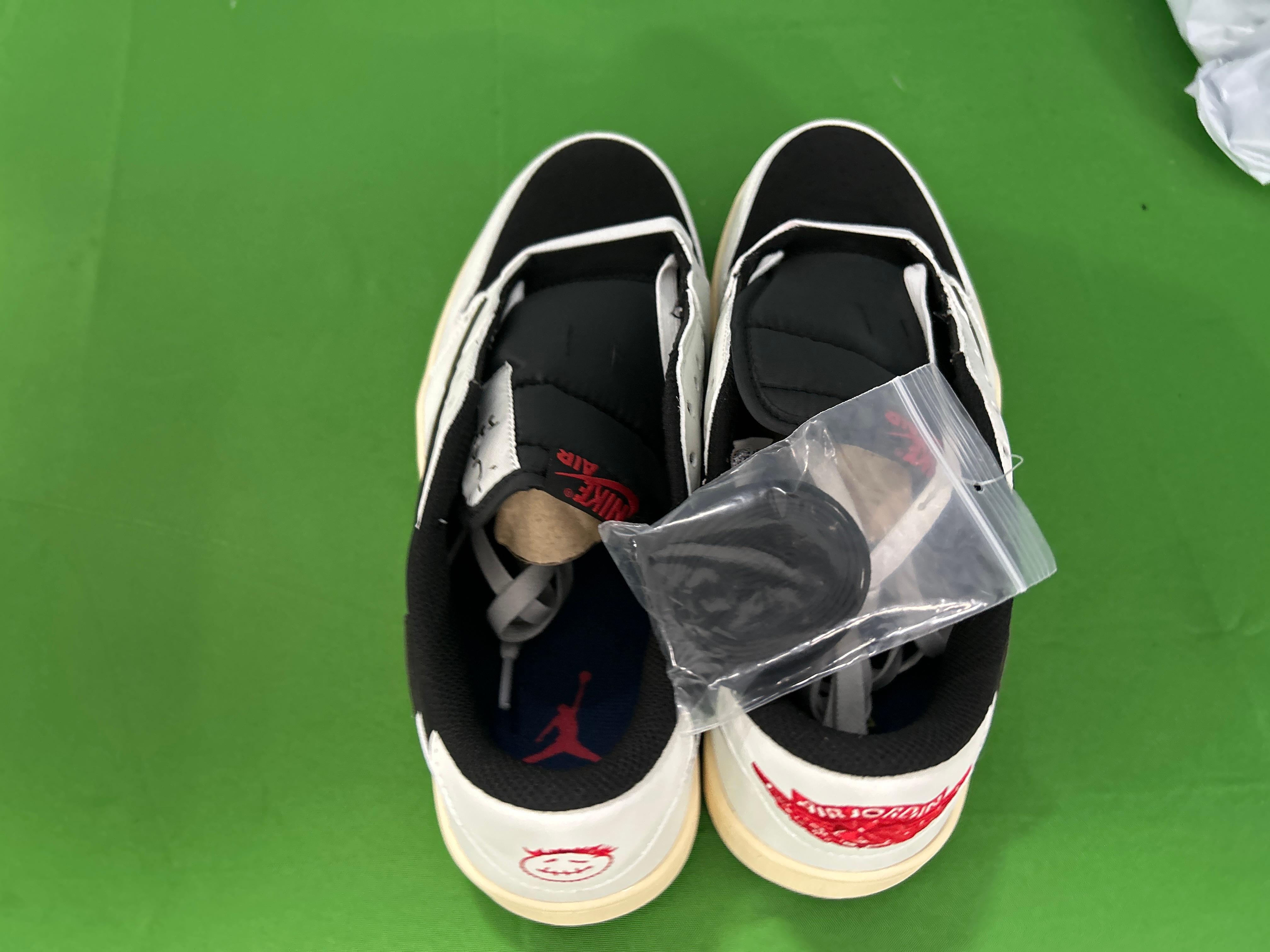 Foto QC 3 de Jordan 1 Retro Low OG SP Travis Scott Black Phantom DM7866-001