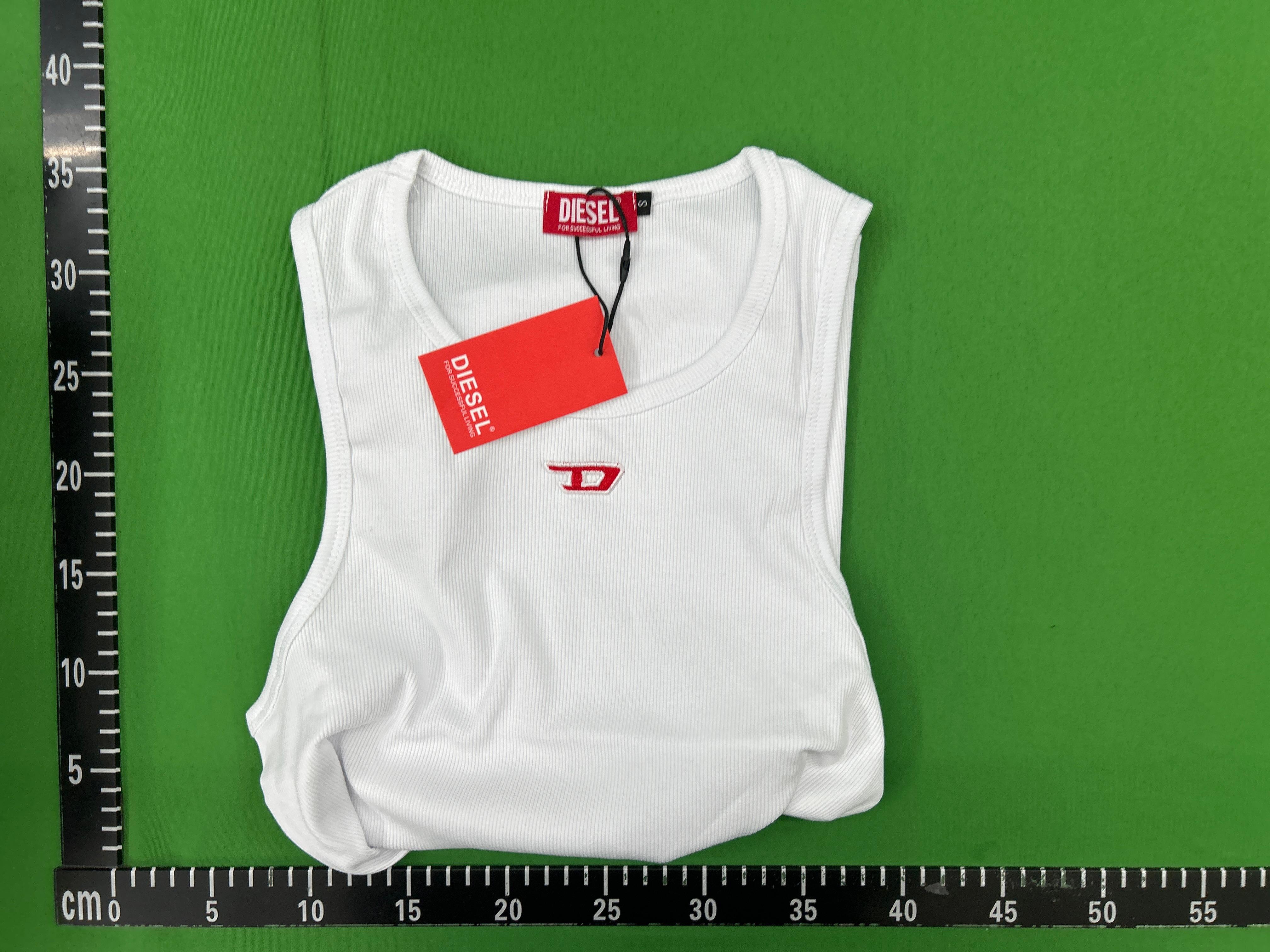 Foto QC 4 de Diesel Tank Embroidered D Logo Black