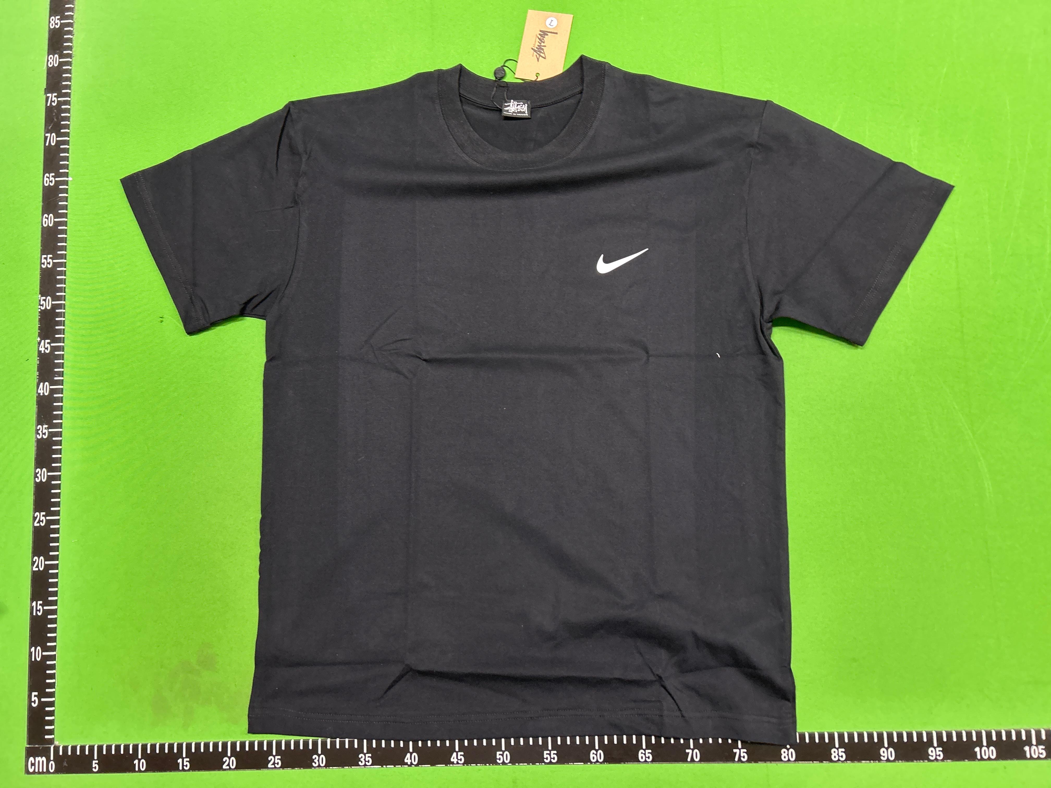 Foto QC 7 de Stüssy T-shirt Strawberry World Tour White