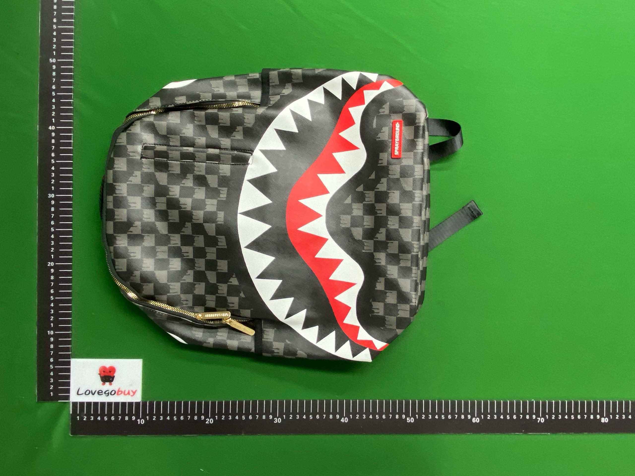 Foto QC 4 de Sprayground x Pink Panther Painting Sharkmouth DLXR Backpack 20L Black Checkerboard