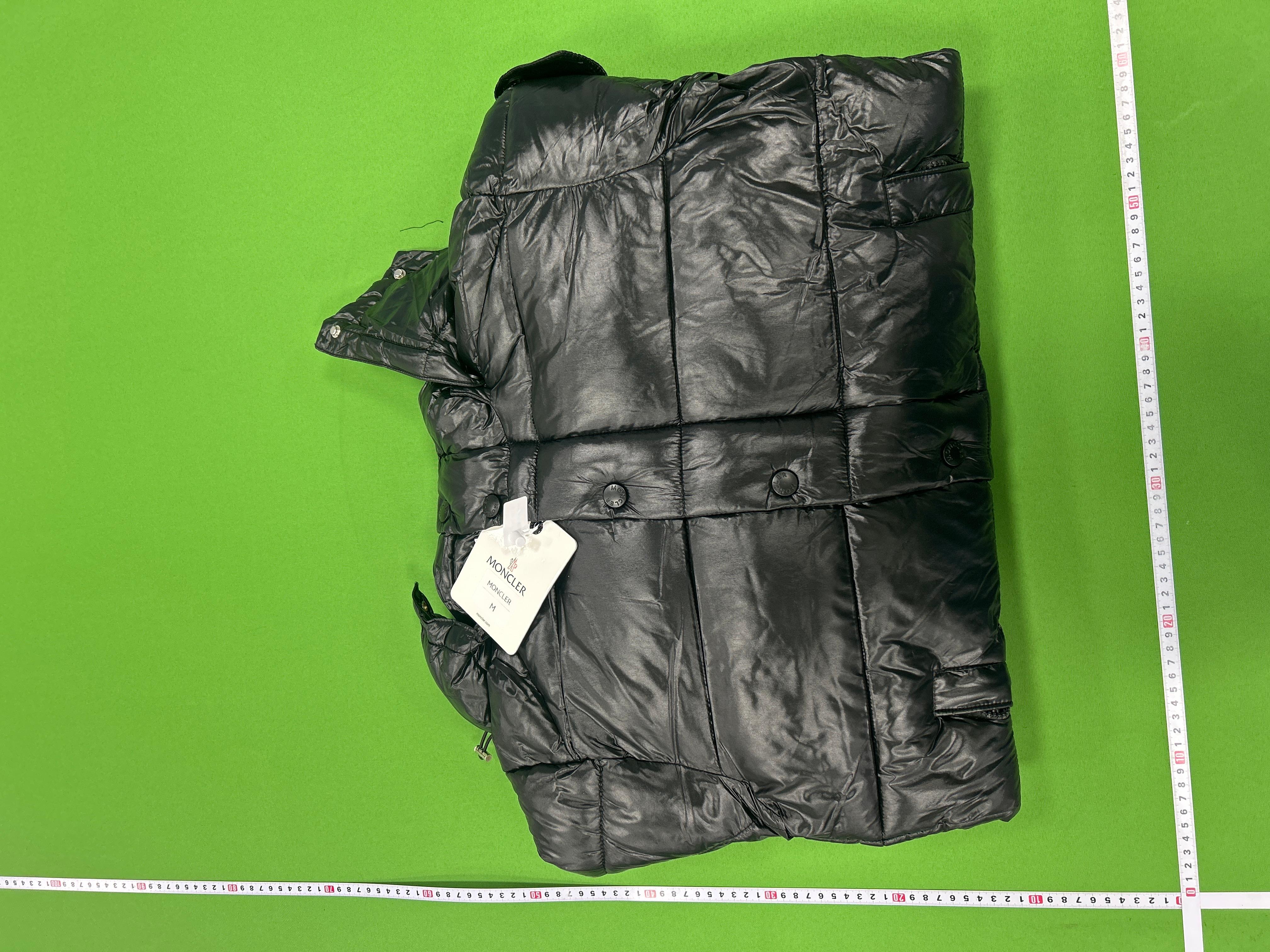 Foto QC 1 de Moncler Maya Down Puffer Jacket Fur Black