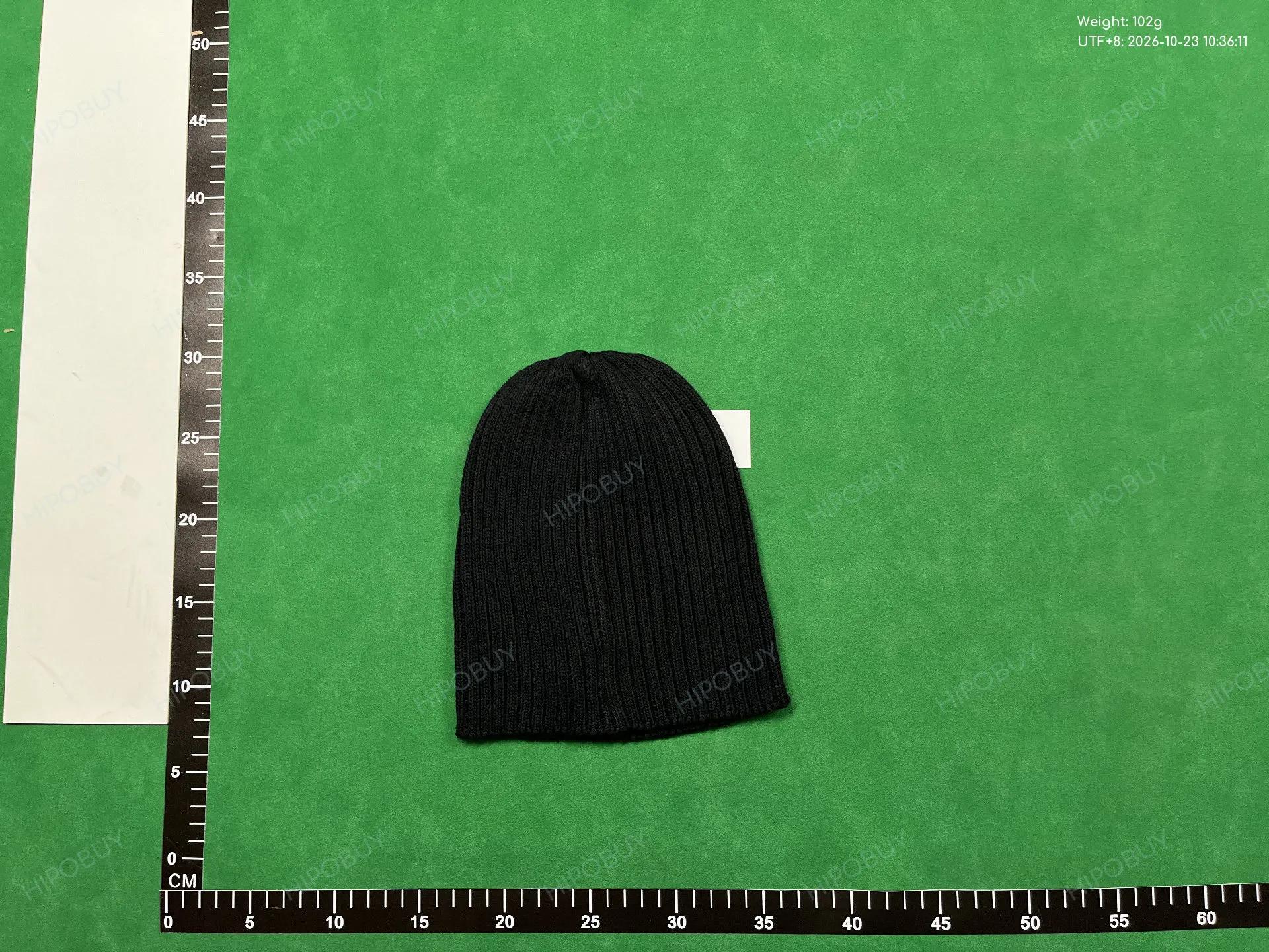 Foto QC 7 de Prada Linea Rossa Beanie Brown
