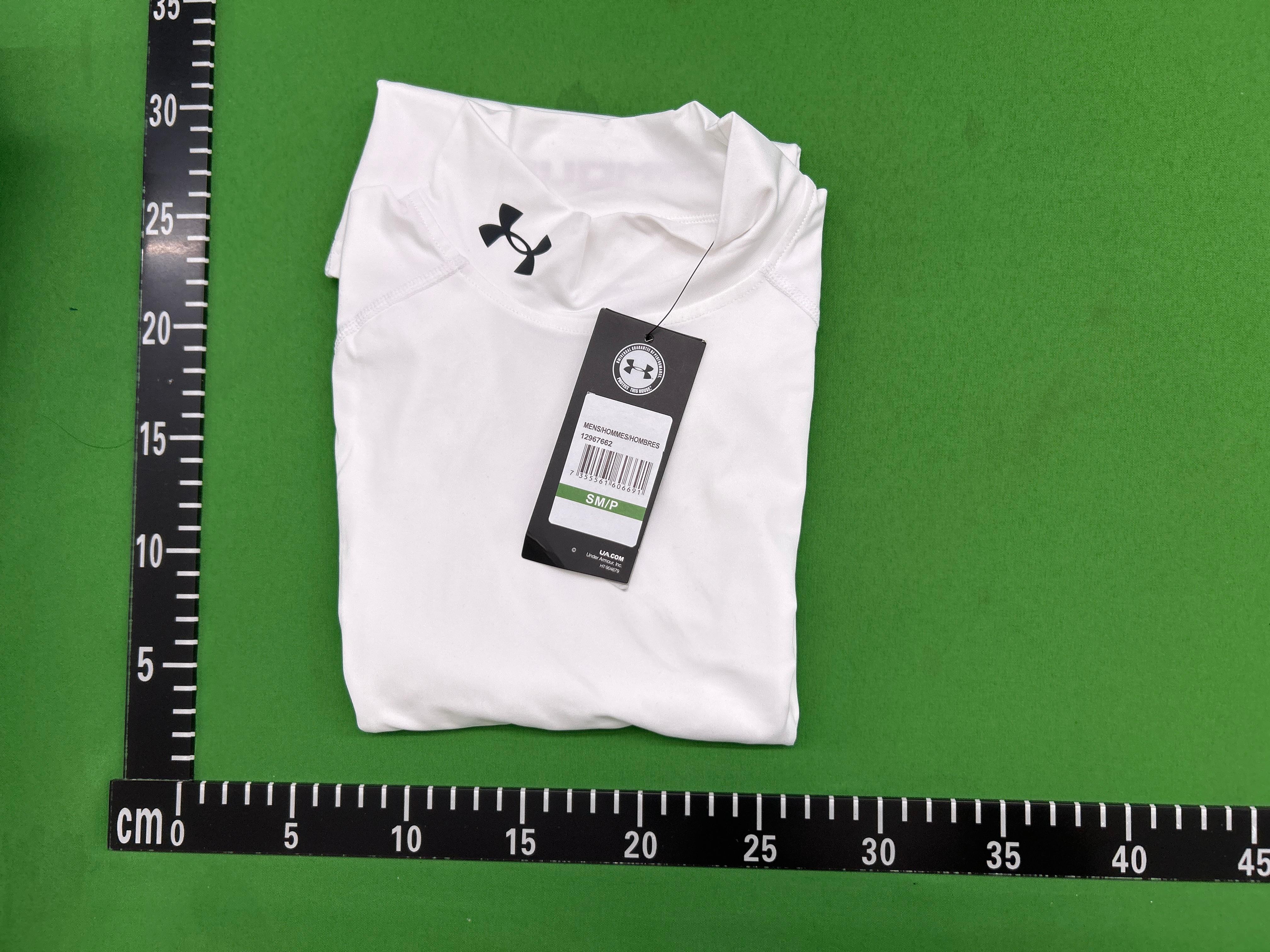 Foto QC 1 de Other T-shirt Mock Neck Long Sleeve White