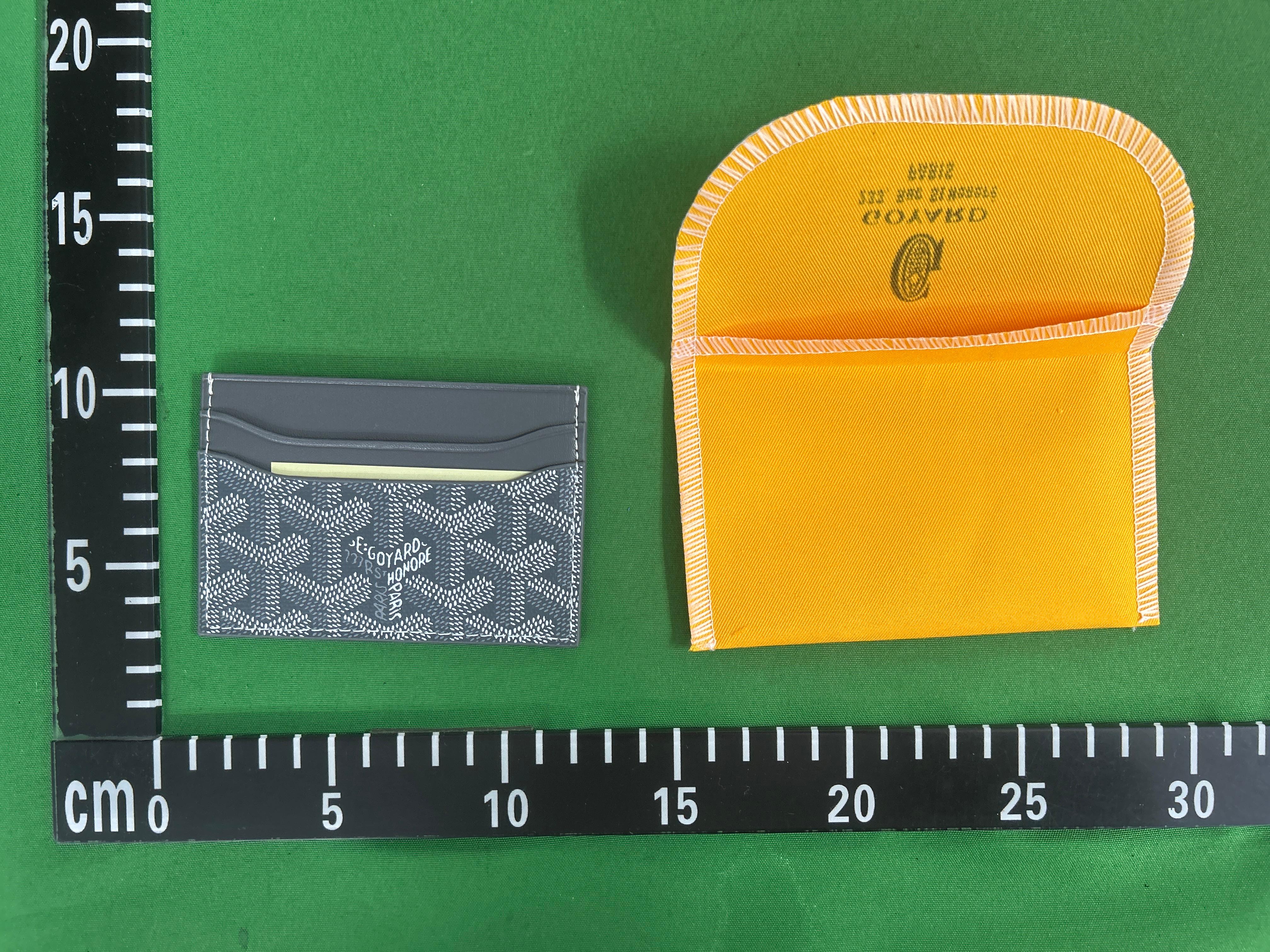 Foto QC 7 de Goyard Saint Sulpice Card Holder Red
