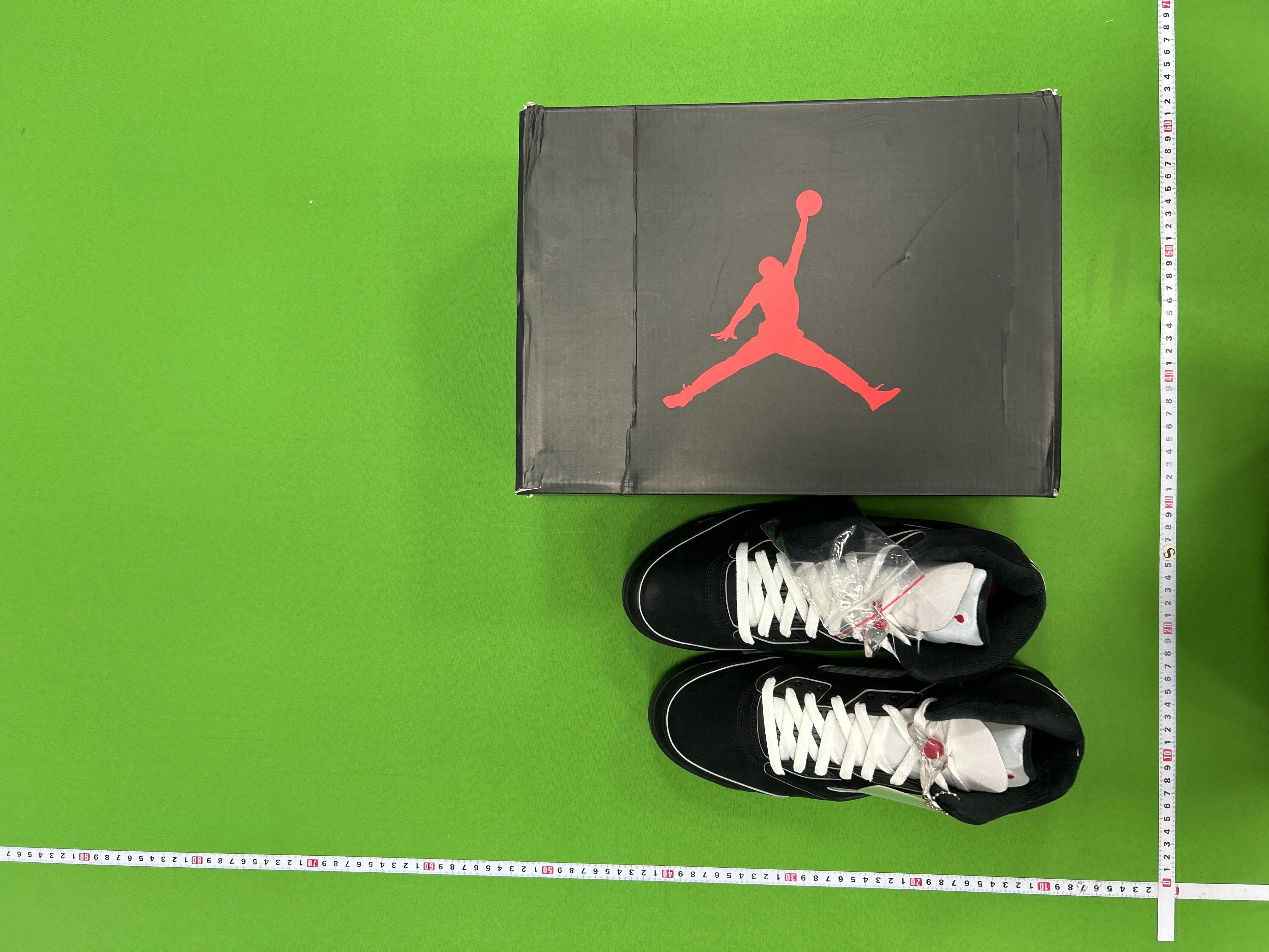 Foto QC 1 de Jordan 5 Retro OG Black Metallic Reimagined HF3975-001