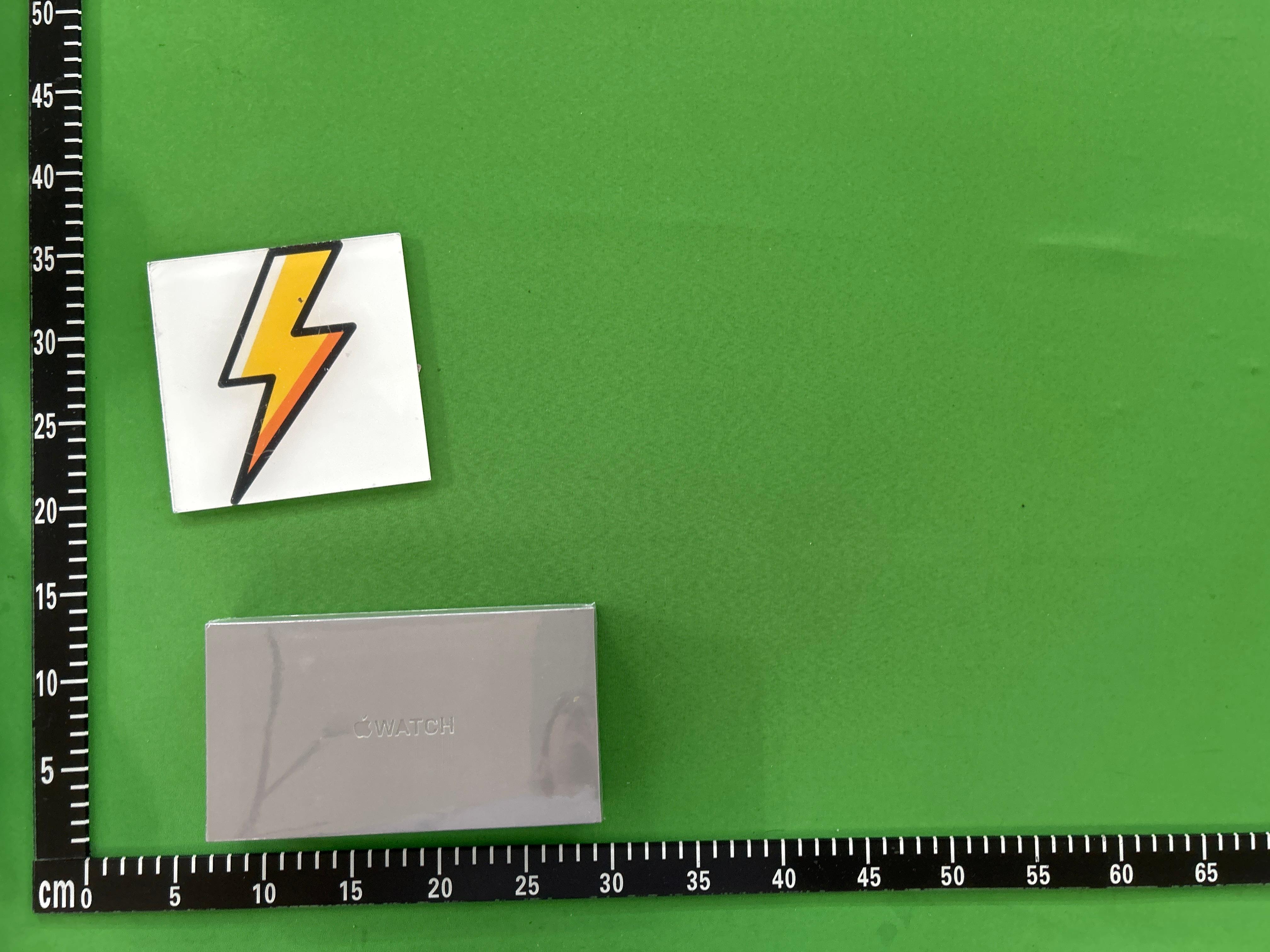 Foto QC 3 de Apple MagSafe Battery Pack for iPhone White
