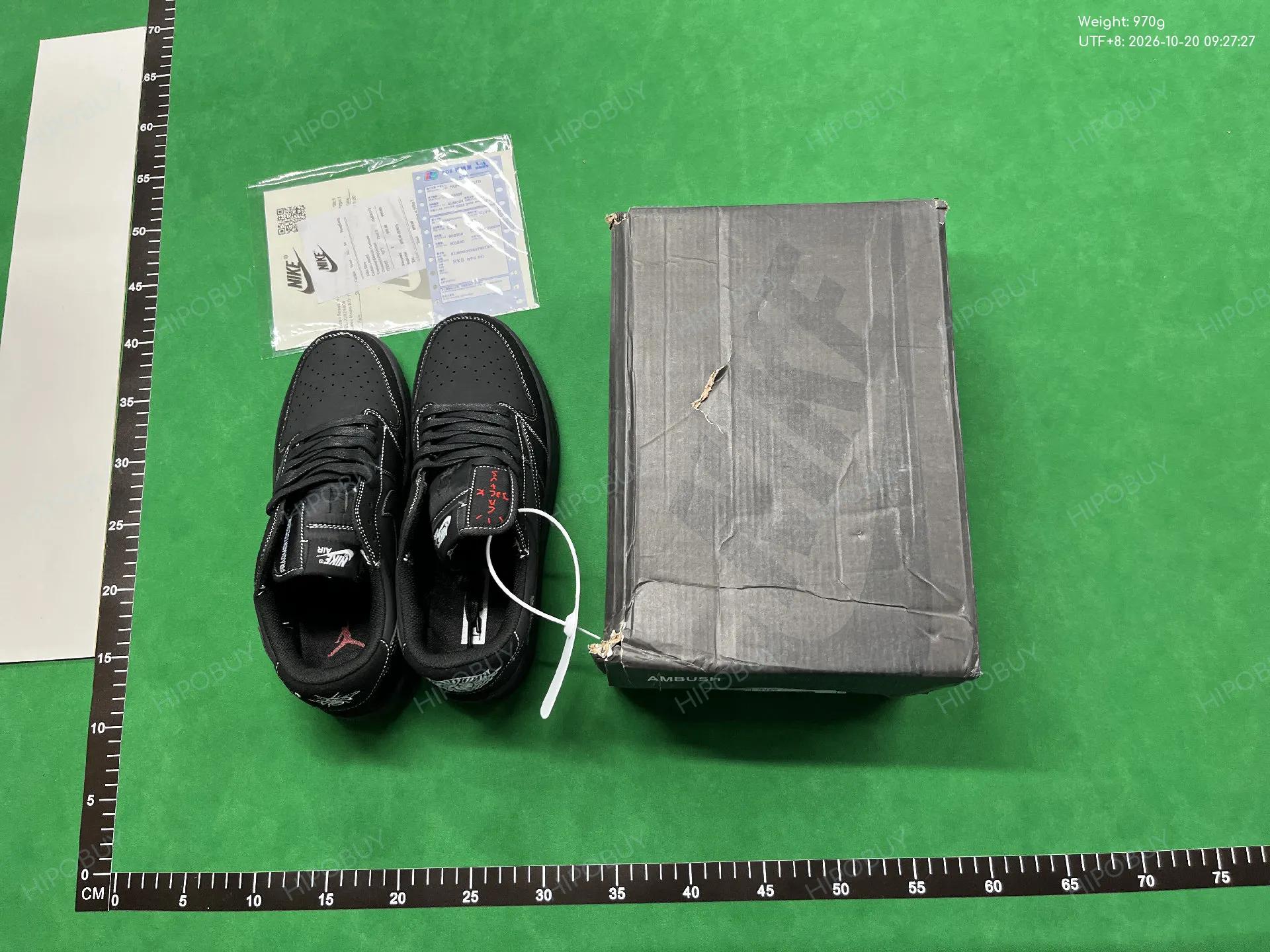 Foto QC 1 de Louis Vuitton Trainer Low Black LV2213