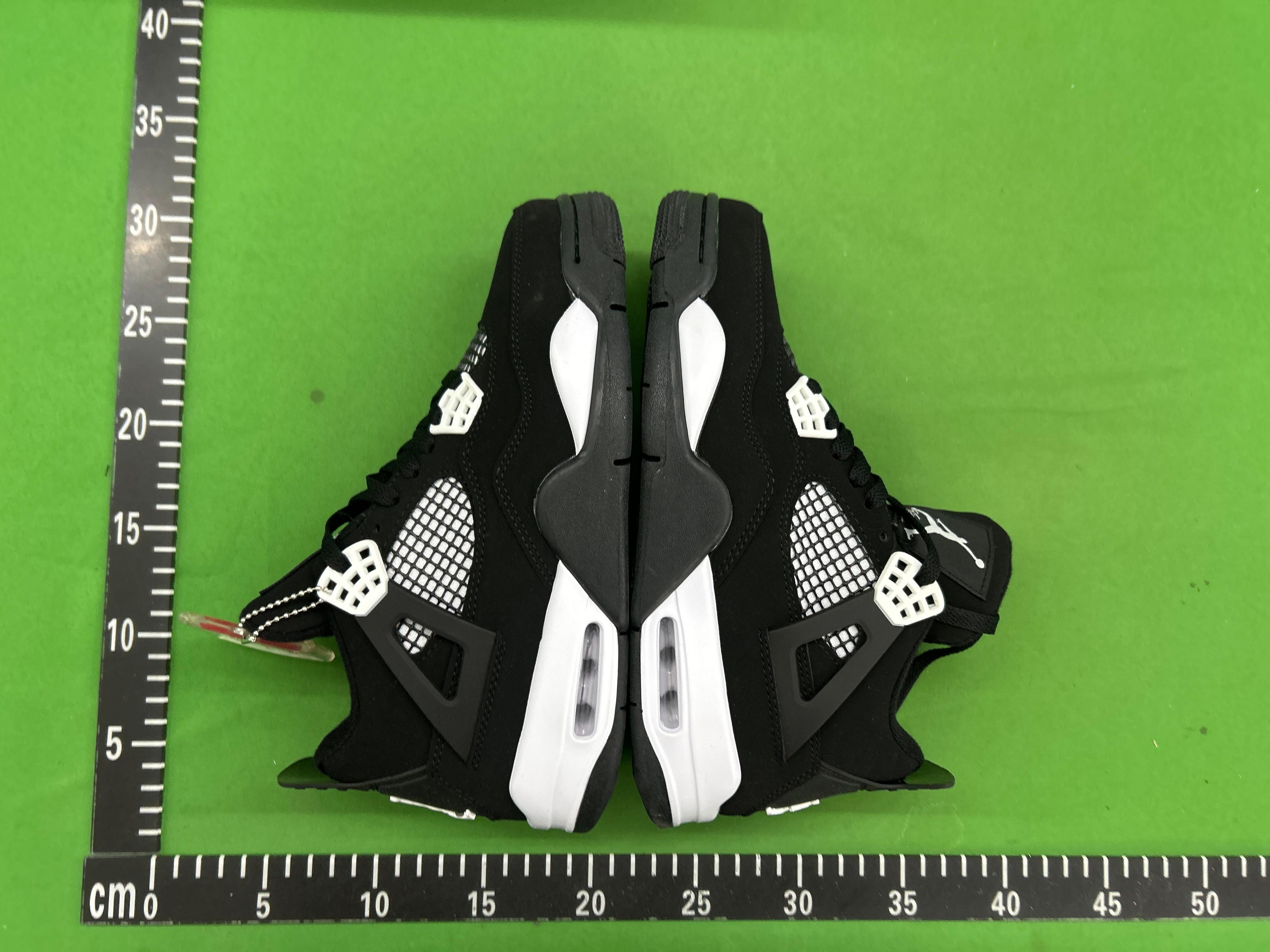 Foto QC 7 de Jordan 4 Retro Black Cat CU1110-010