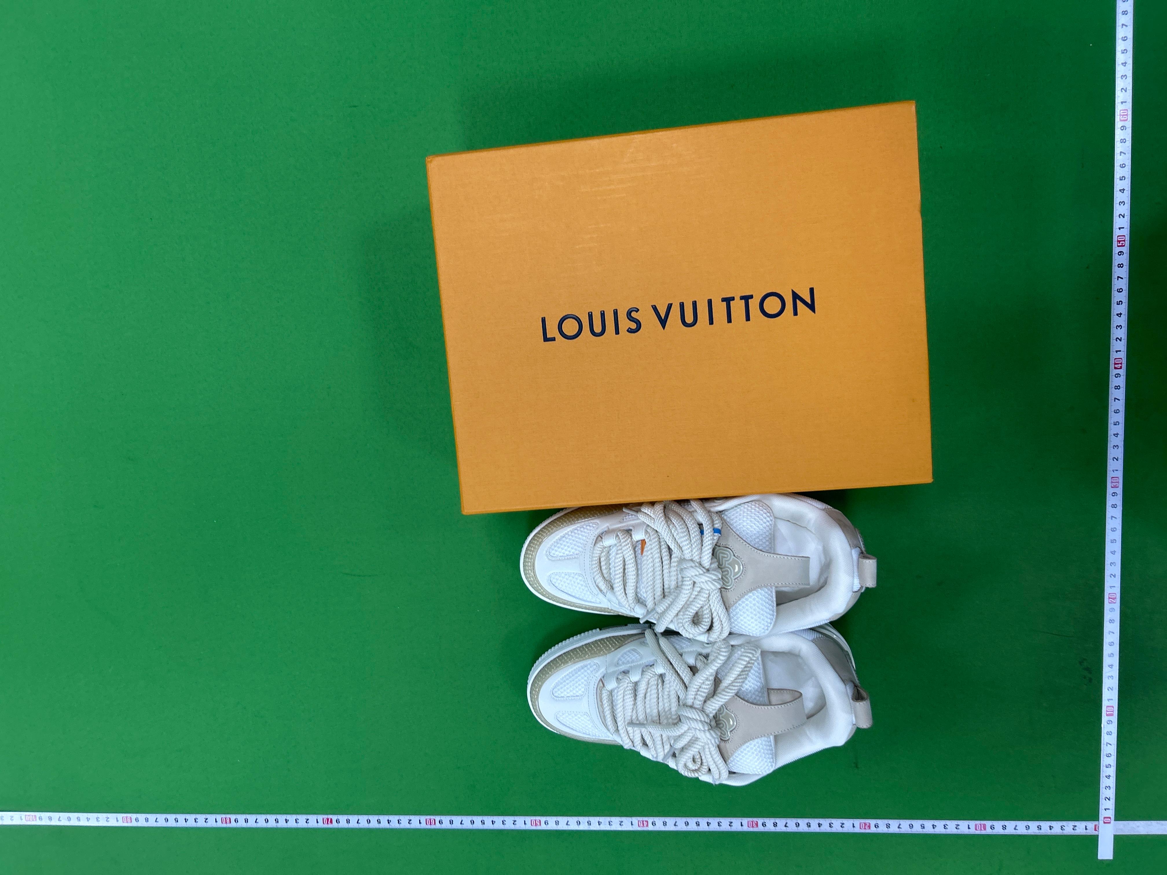 Foto QC 7 de Louis Vuitton LV Skate Sneaker Grained Calf Leather Triple Black 1ADG87