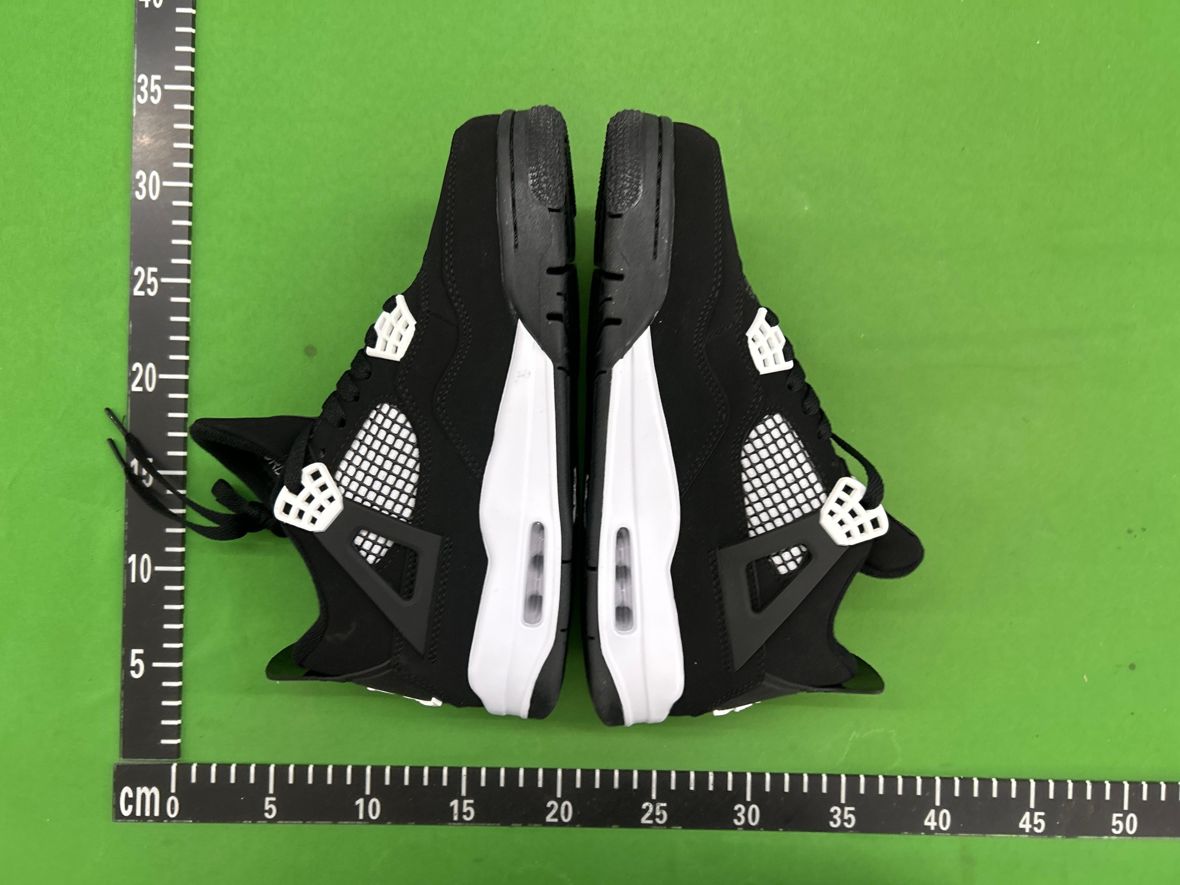 Foto QC 6 de Jordan 4 Retro Black Cat CU1110-010