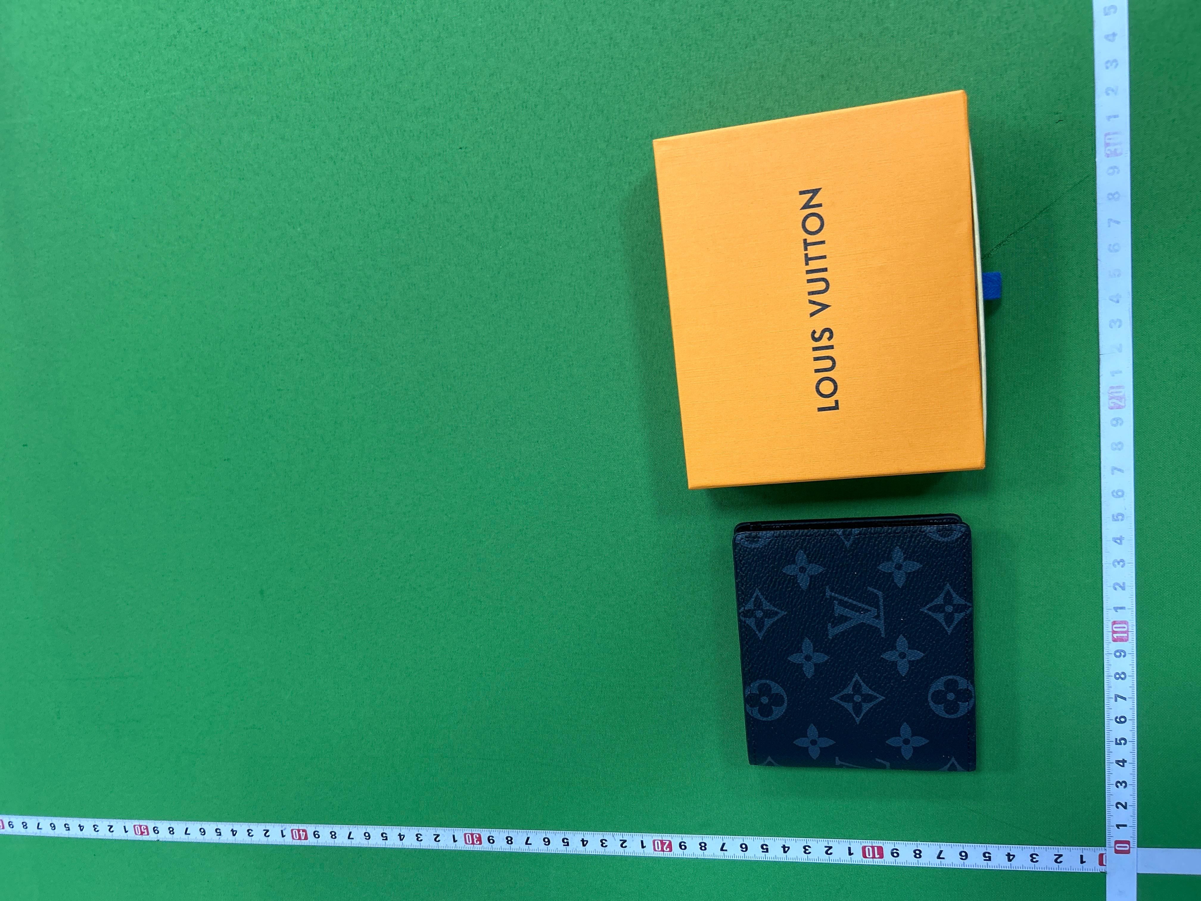 Foto QC 6 de Louis Vuitton Multiple Wallet Monogram Eclipse Black