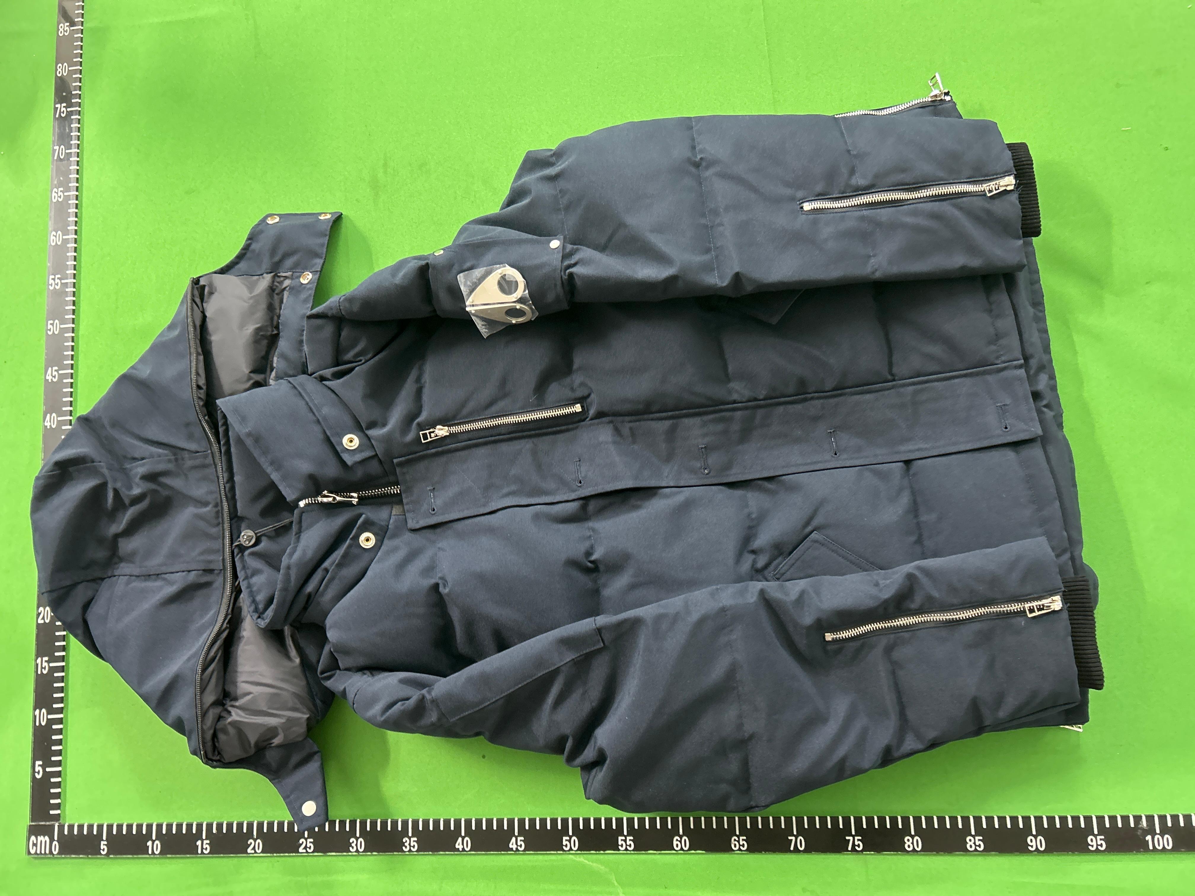 Foto QC 7 de Moose Knuckles Down Puffer Jacket Fur Hood Black