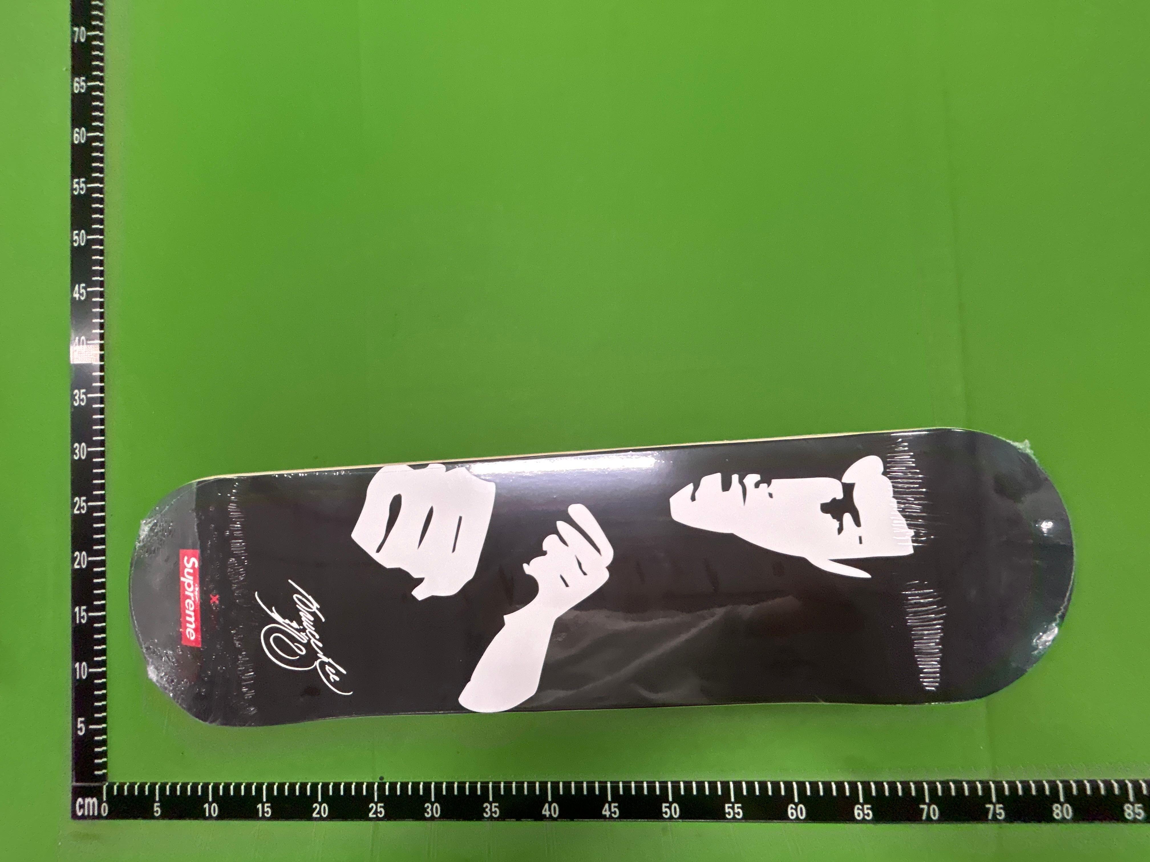 Foto QC 6 de Supreme Box Logo Red Wood Skateboard Deck