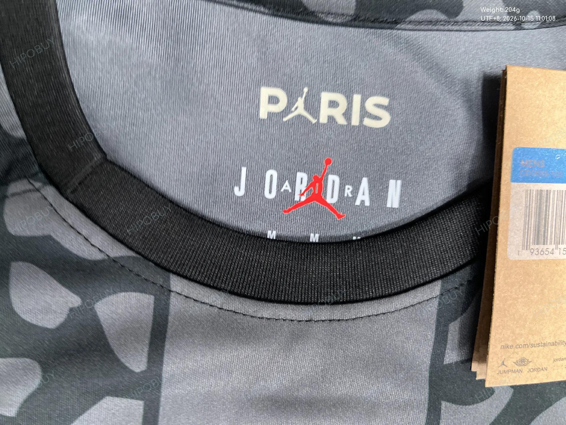 Foto QC 1 de Jordan x Paris Saint-Germain 2018/19 Elephant Print Pre-Match Jersey Black