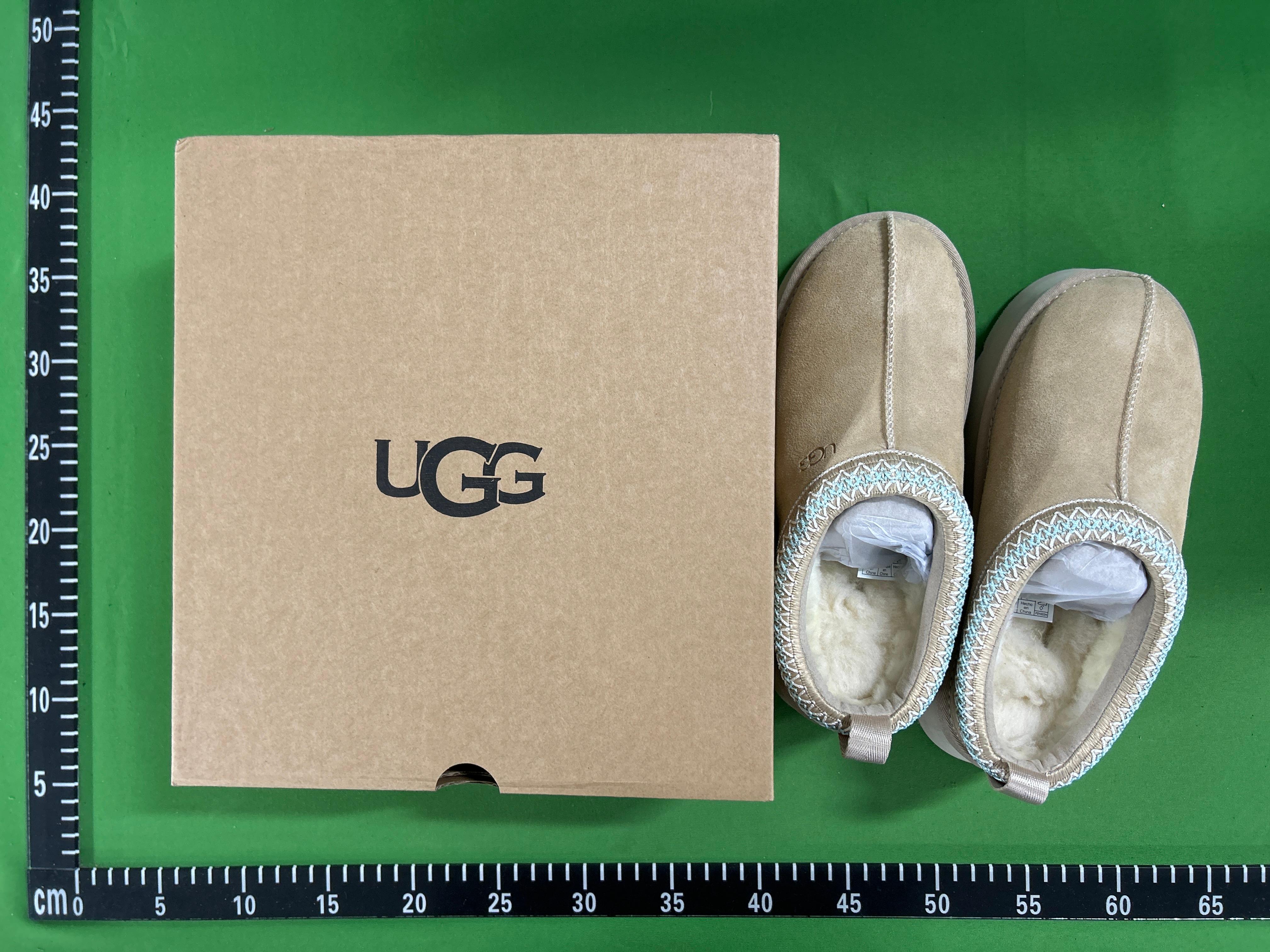 Foto QC 2 de UGG Lowmel Suede Platform Sneakers Brown