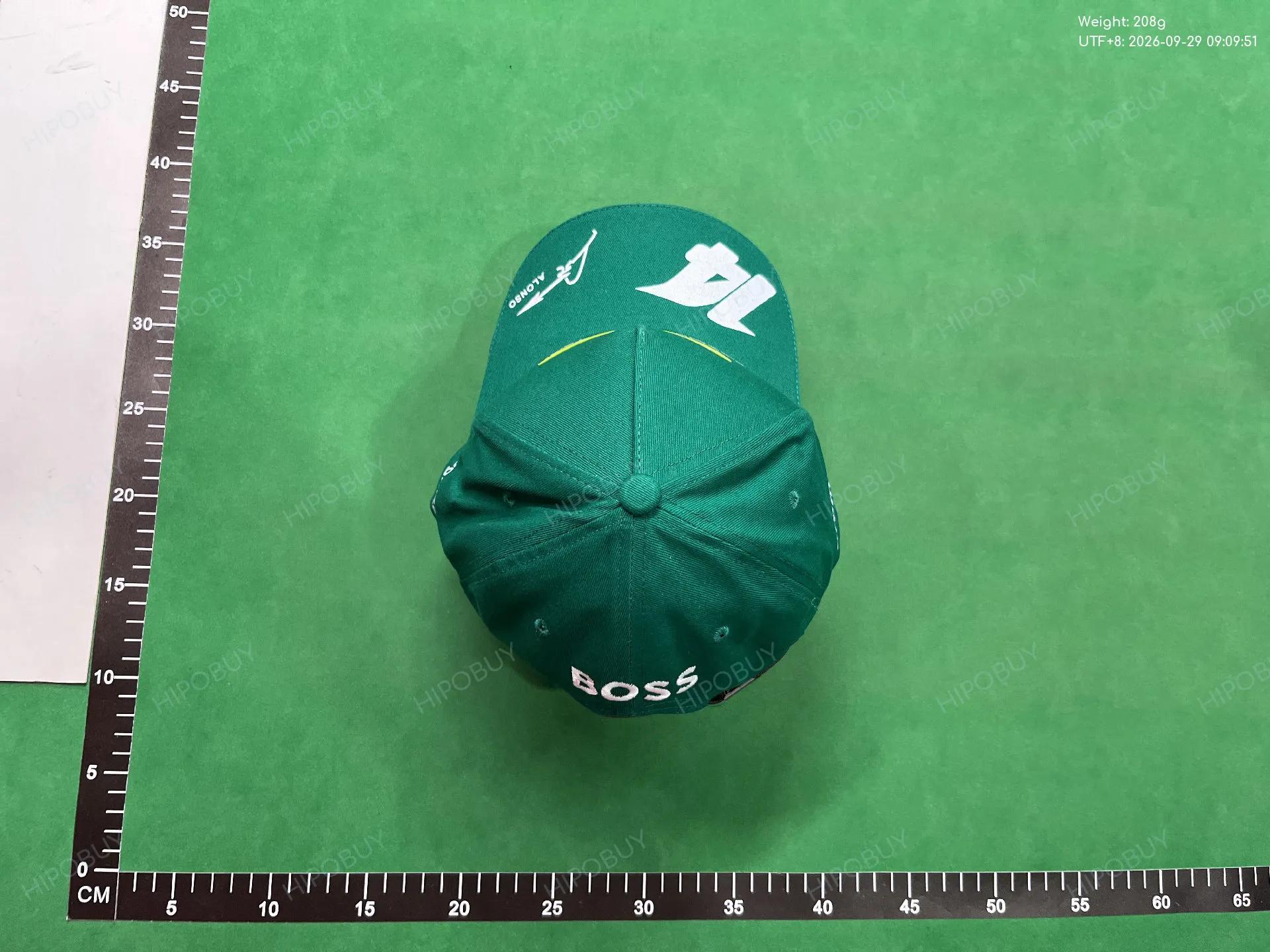 Foto QC 8 de Aston Martin Formula One Team Cap Grey