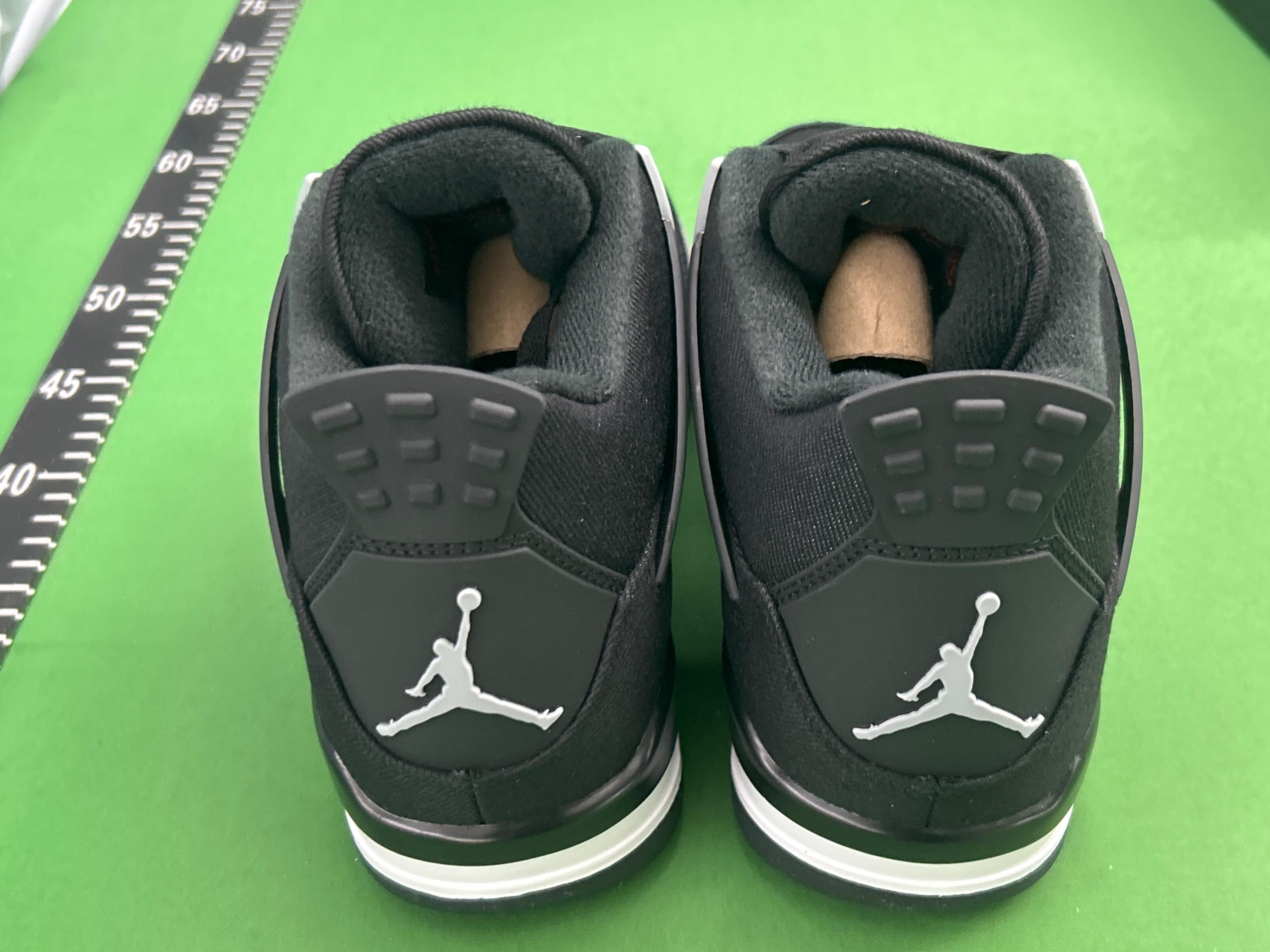 Foto QC 3 de Jordan 4 Retro Black Cat CU1110-010