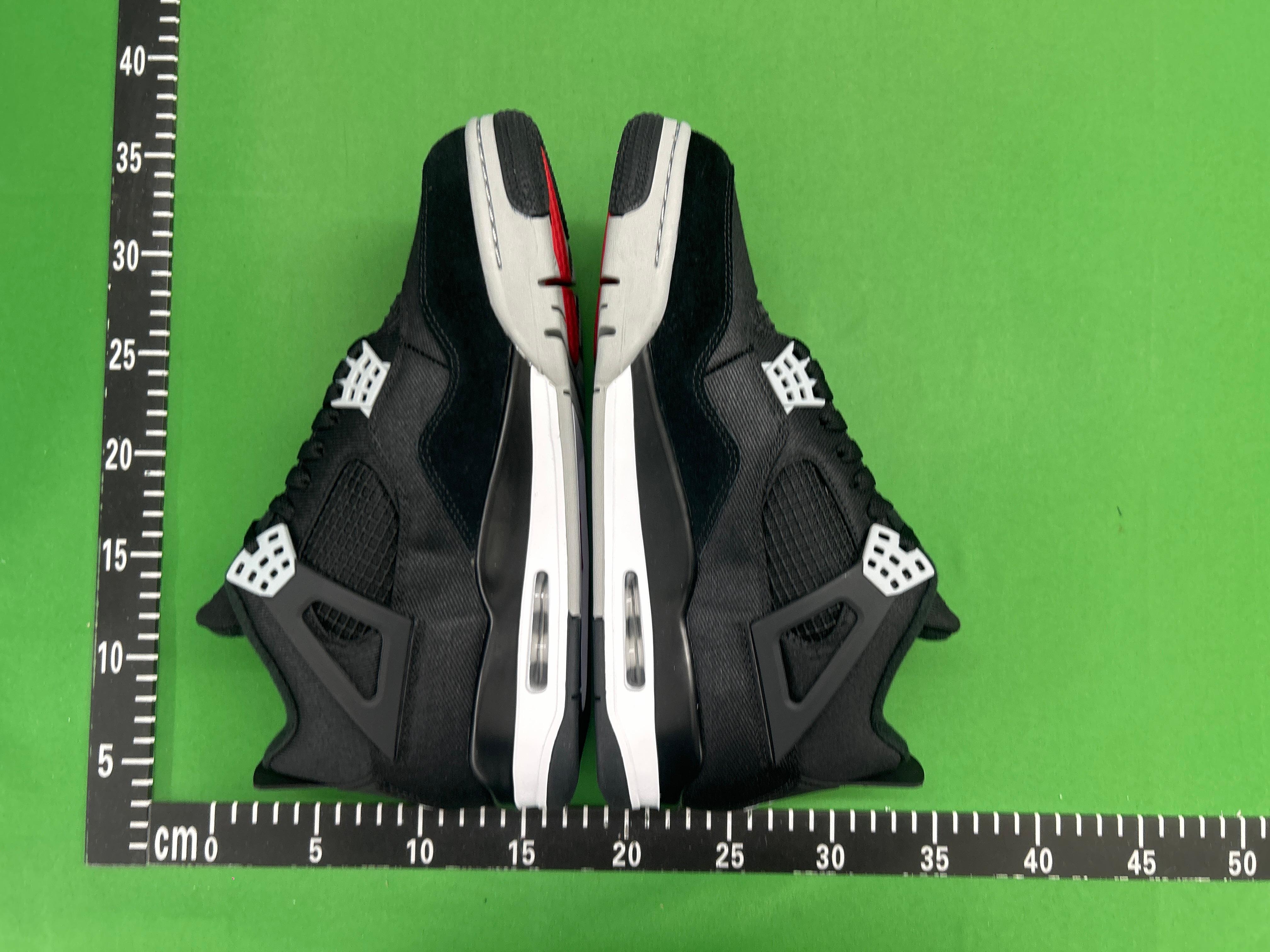 Foto QC 6 de Jordan 4 Retro Black Cat CU1110-010