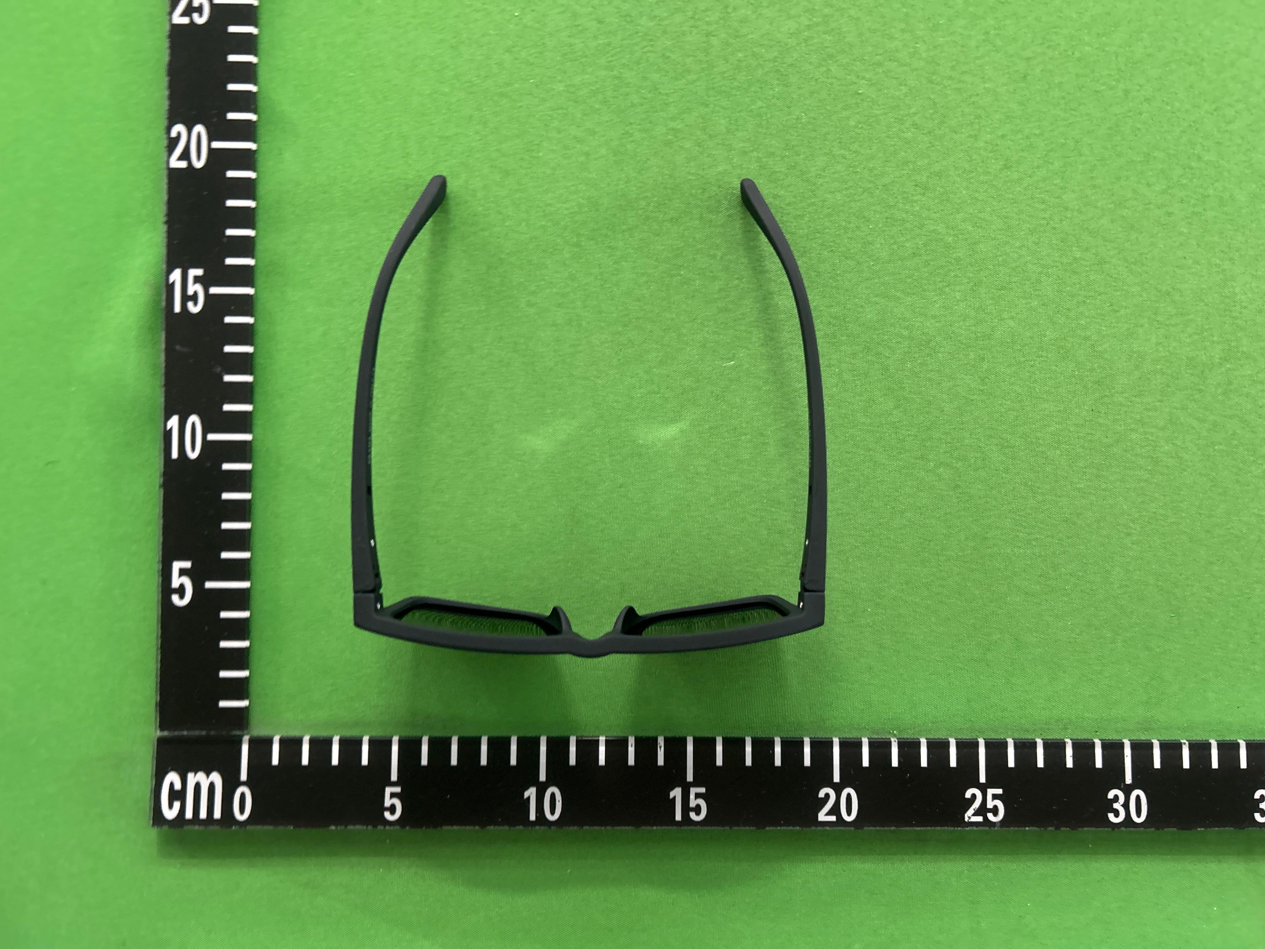 Foto QC 3 de Prada Linea Rossa Square-Frame Nylon Sunglasses Matte Black Black (5100)