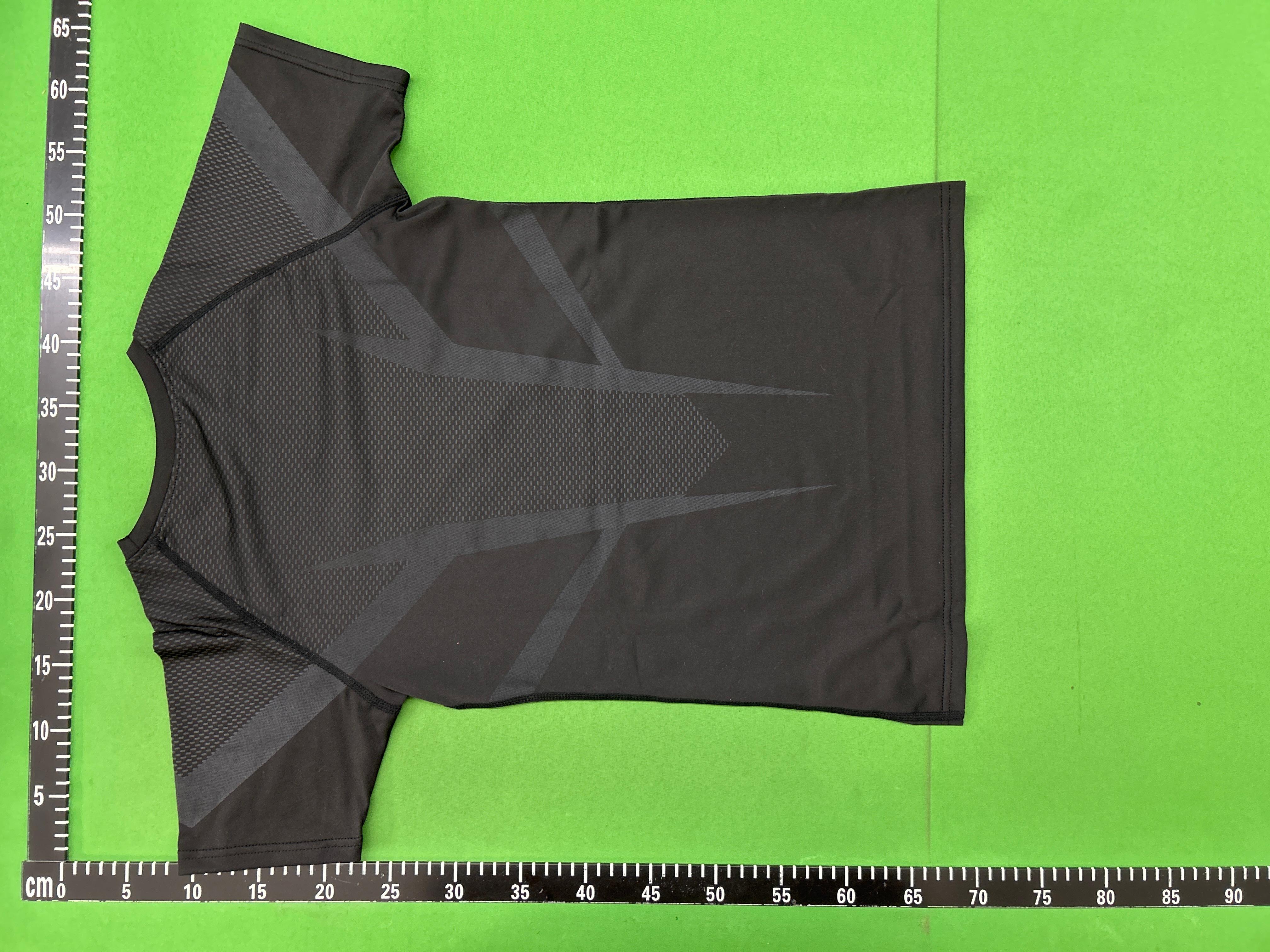 Foto QC 4 de Gymshark Apex Seamless Long Sleeve T-shirt Black Burgundy