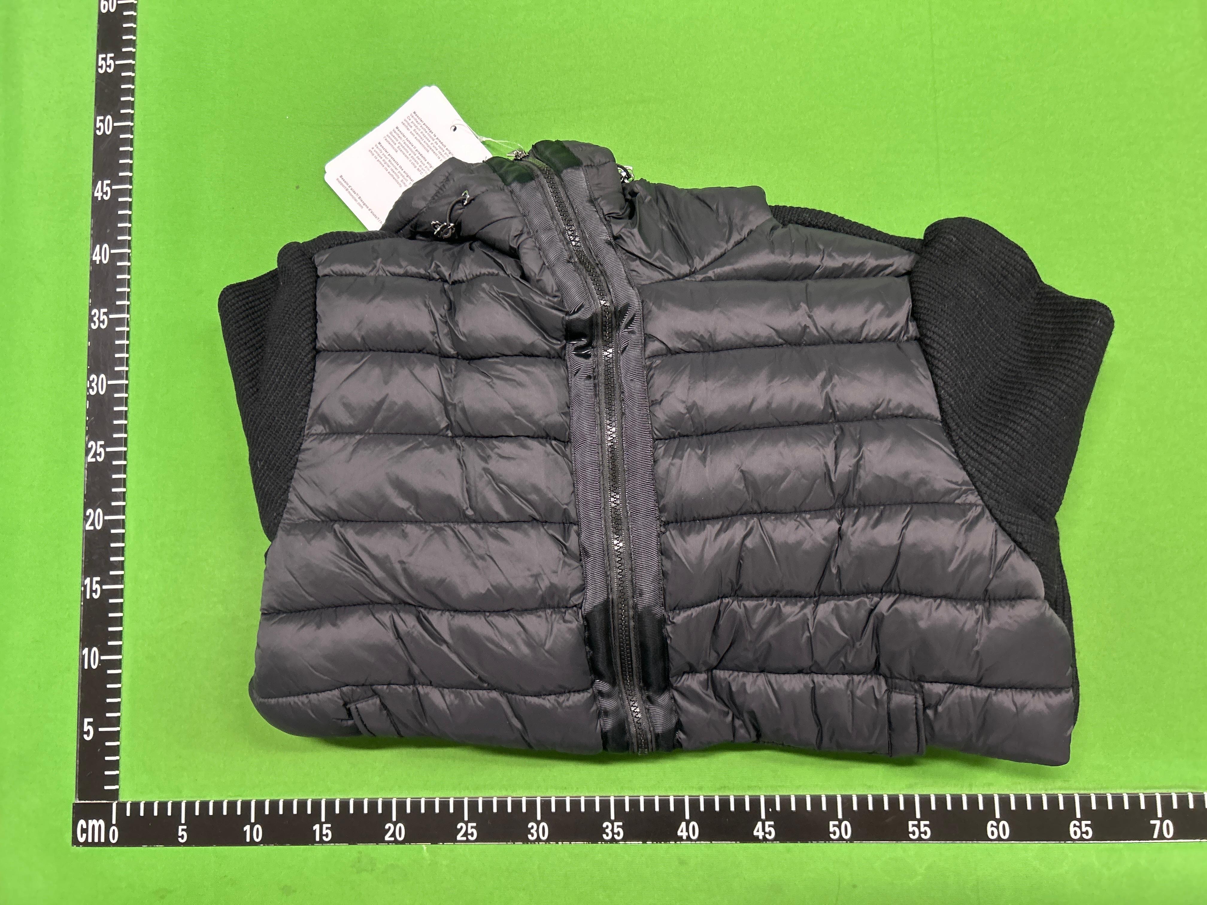 Foto QC 5 de Moncler Down Jacket Padded Wool Knit Hooded Black